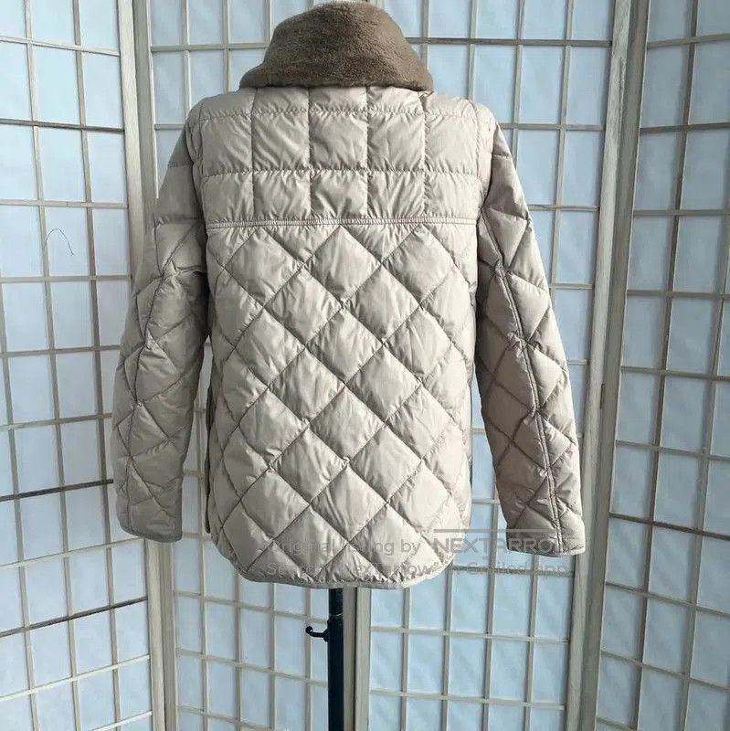Burberry Burberry Beige Quilted Cotton Jacket. Size S / US 4 / IT 40 - 2 Thumbnail