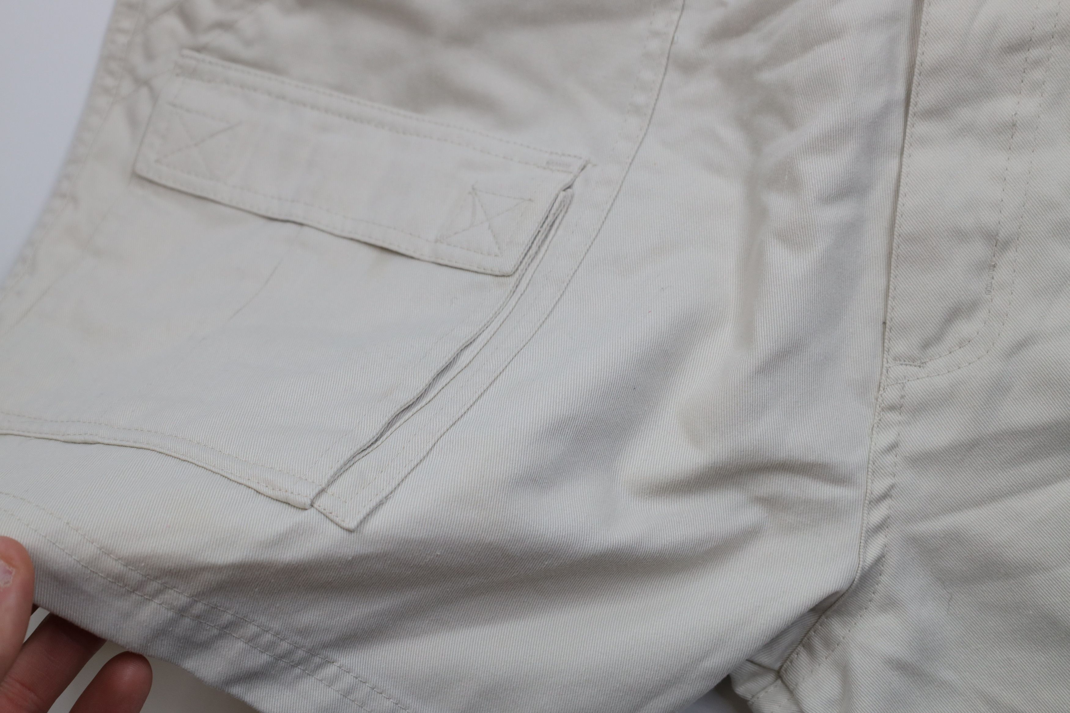 Vintage Vintage 90s Streetwear Knee Trekking Cargo Shorts Beige Size US 40 / EU 56 - 5 Thumbnail