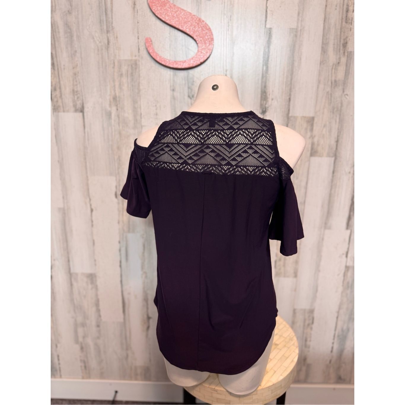 Other AUW Purple Cold Shoulder Top Small – Lace Yoke Blouse, Boho Size S / US 4 / IT 40 - 6 Thumbnail