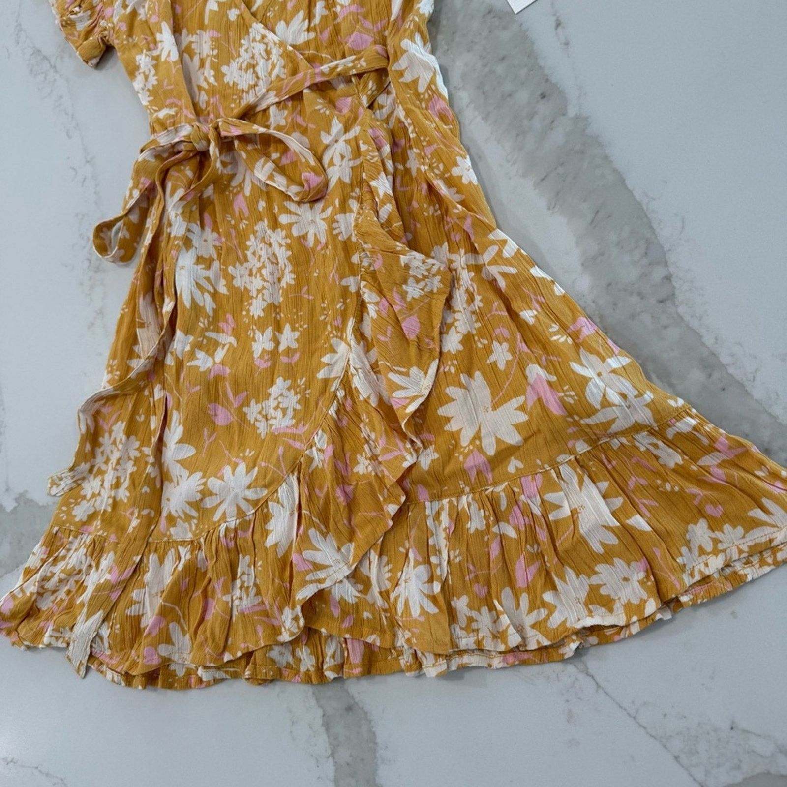 Billabong Billabong NWT Wrap Roll Ruffle Floral Mini Dress Womens XS Size XS / US 0-2 / IT 36-38 - 10 Thumbnail