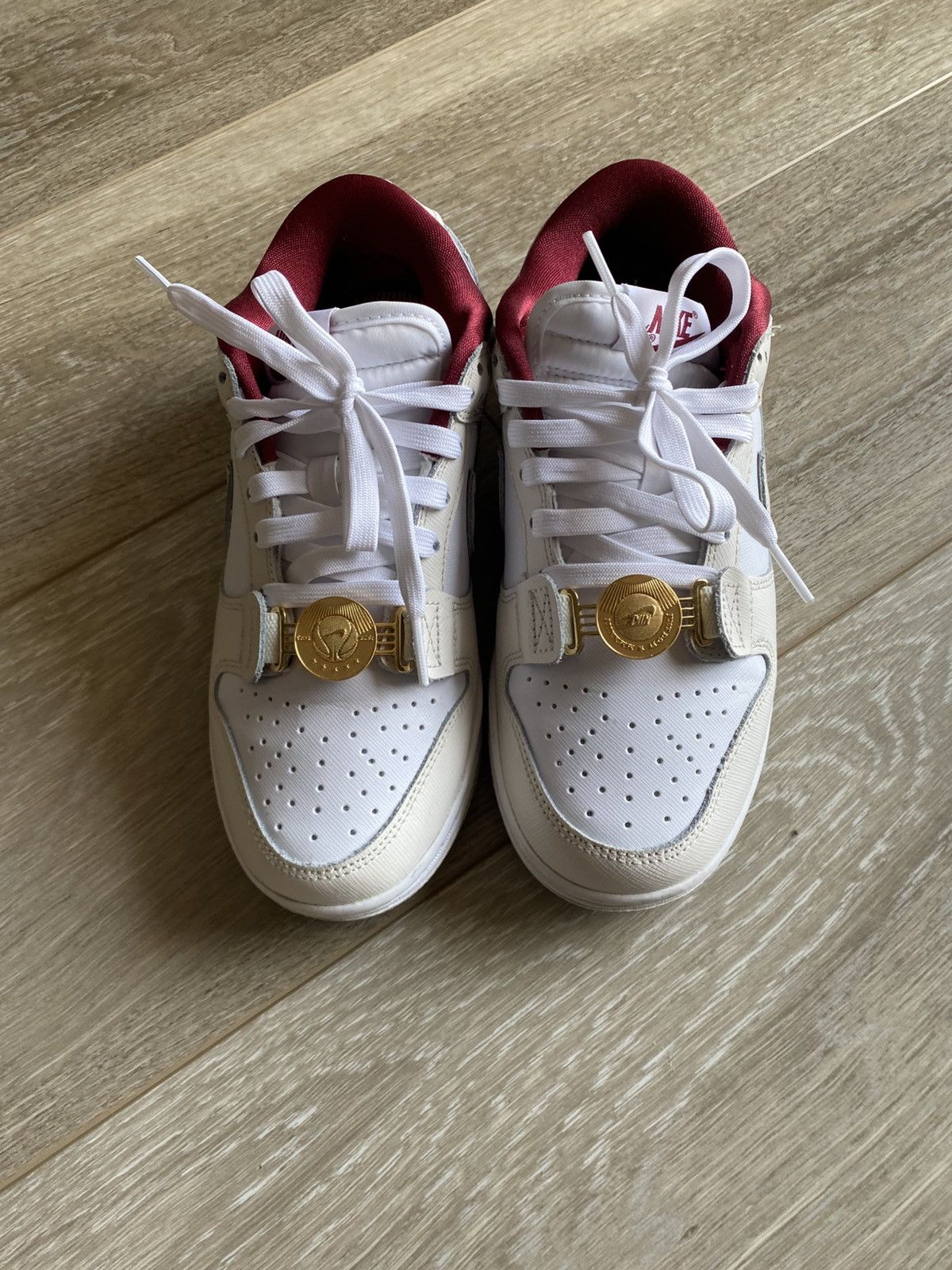Nike Womens Nike Dunk Low “Just do it” Size 6 Size US 6 / IT 36 - 3 Thumbnail