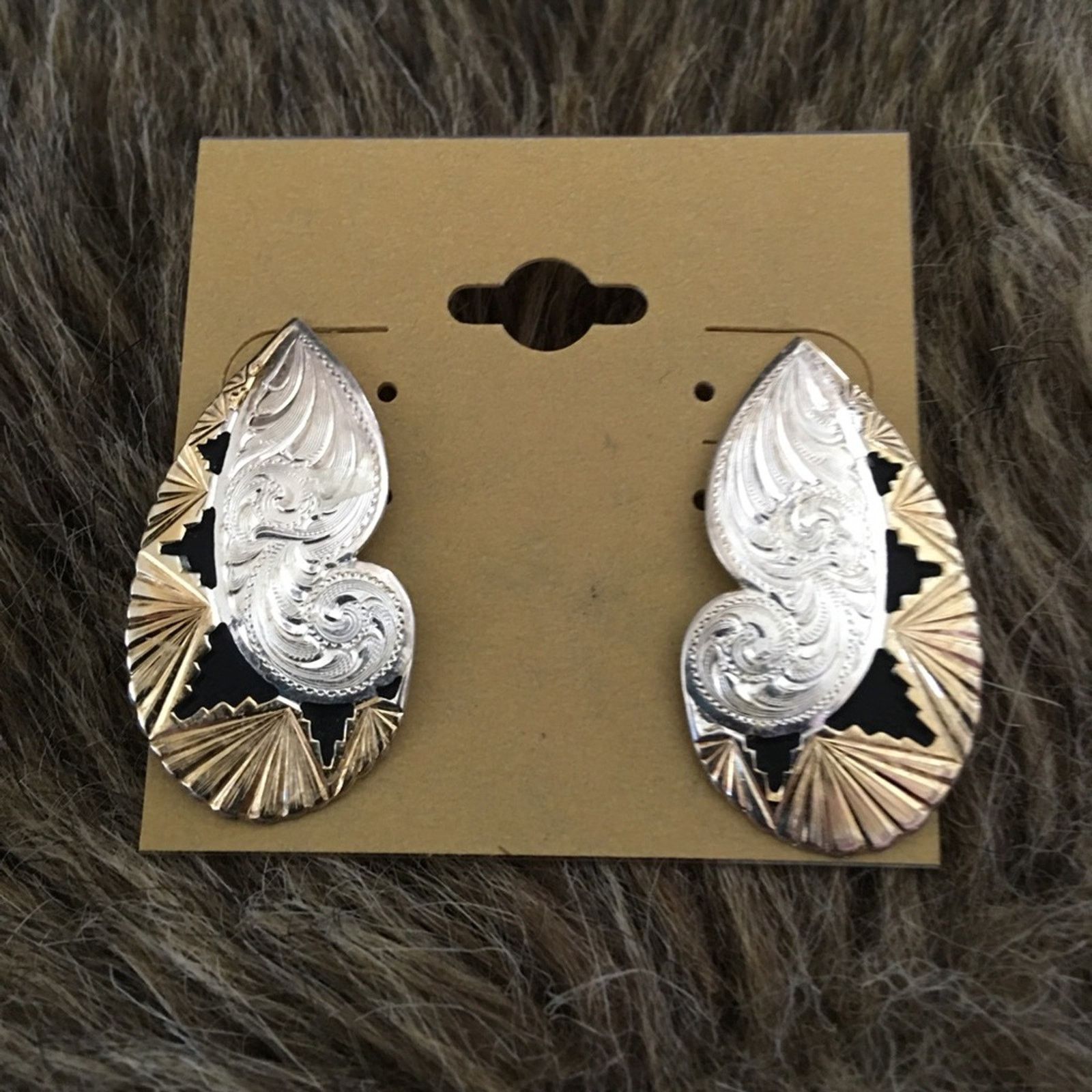 Vintage Vintage etched stainless steel western earrings Size ONE SIZE - 2 Thumbnail