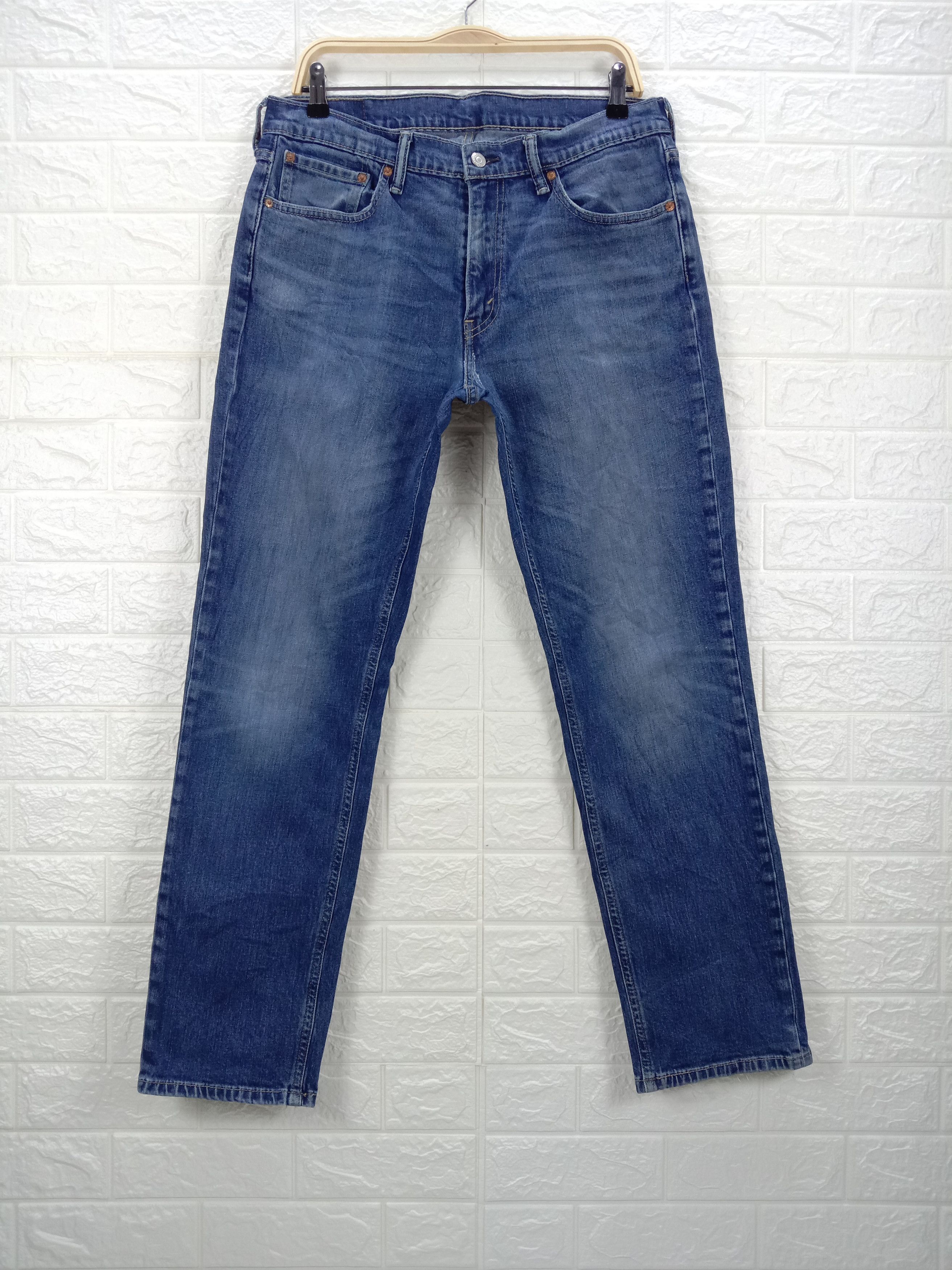 Levi's Vintage Levi's 541 Blue Wash Jeans Size US 33 - 1 Thumbnail