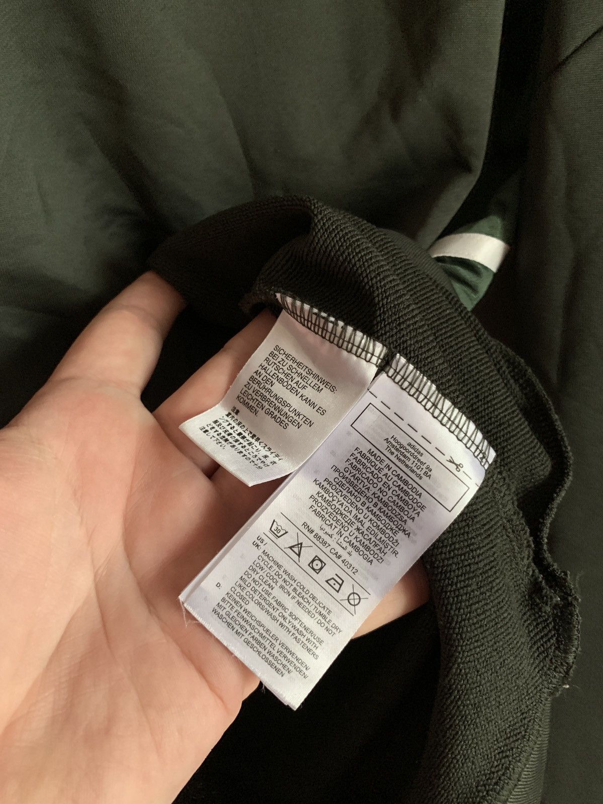 Adidas Celtic Glasgow Training Football 1/3 Zip Hoodie Adidas Sz L Size US L / EU 52-54 / 3 - 10 Thumbnail