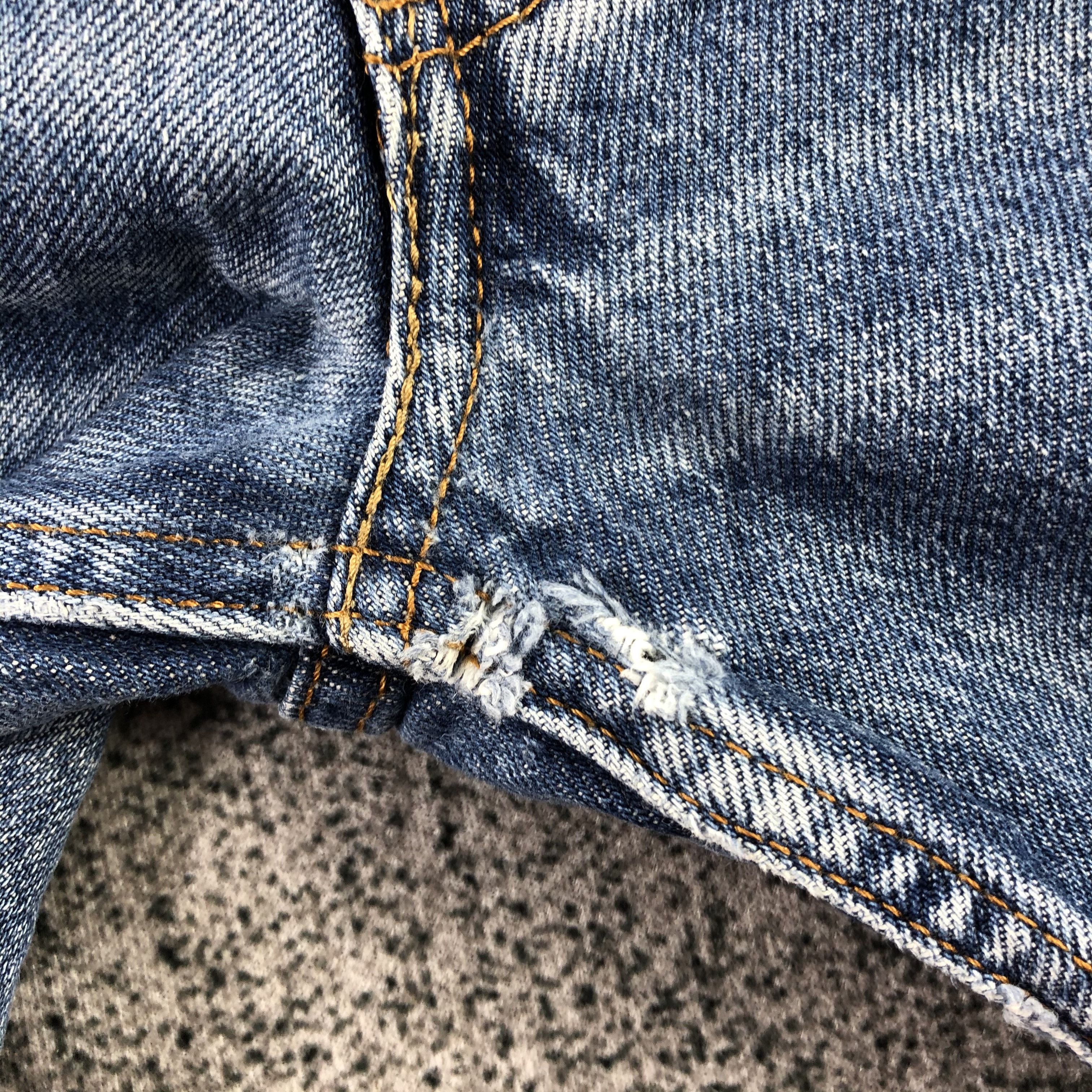 Levi's Vintage Levi's 550 Jeans Stone Wash Denim KJ1413 Size US 34 / EU 50 - 8 Thumbnail