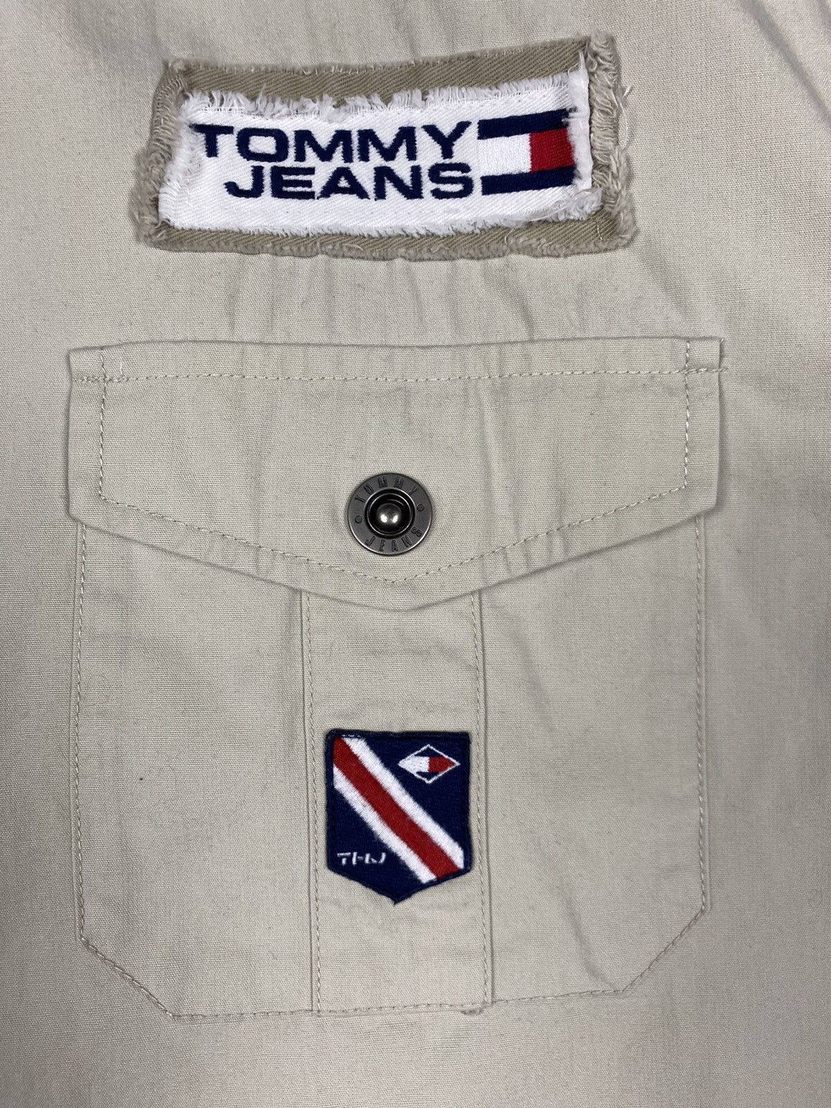Designer × Tommy Hilfiger × Vintage Vintage Tommy Hilfiger Designer Button Up Shirt Size M Size US M / EU 48-50 / 2 - 9 Thumbnail