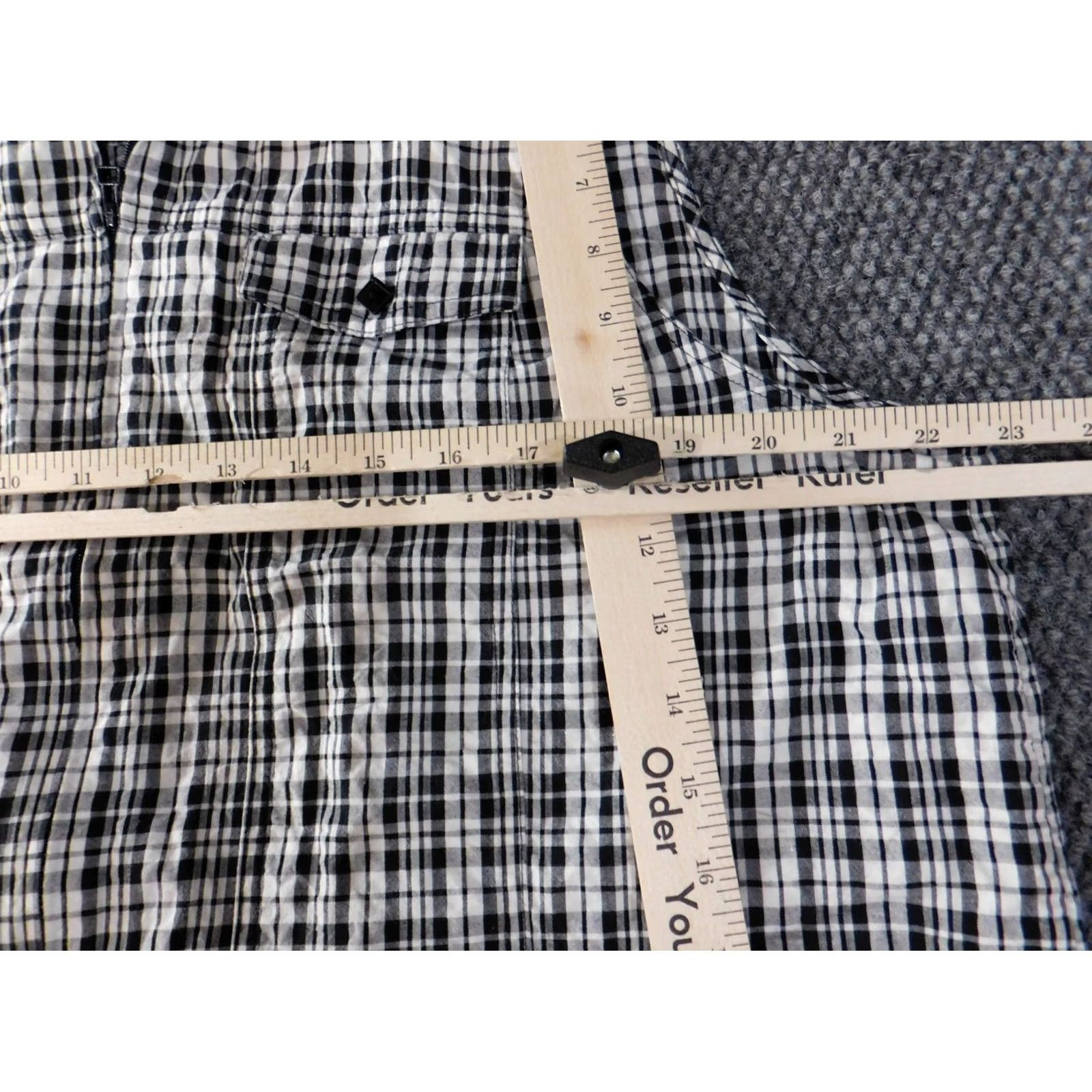 Vintage CJ Banks Blouse Shirt Women 1X Plaid Cotton Zip Round Neck Sleeveless Tunic Gray Plus Size Classic Style Size XL / US 12-14 / IT 48-50 - 5 Thumbnail