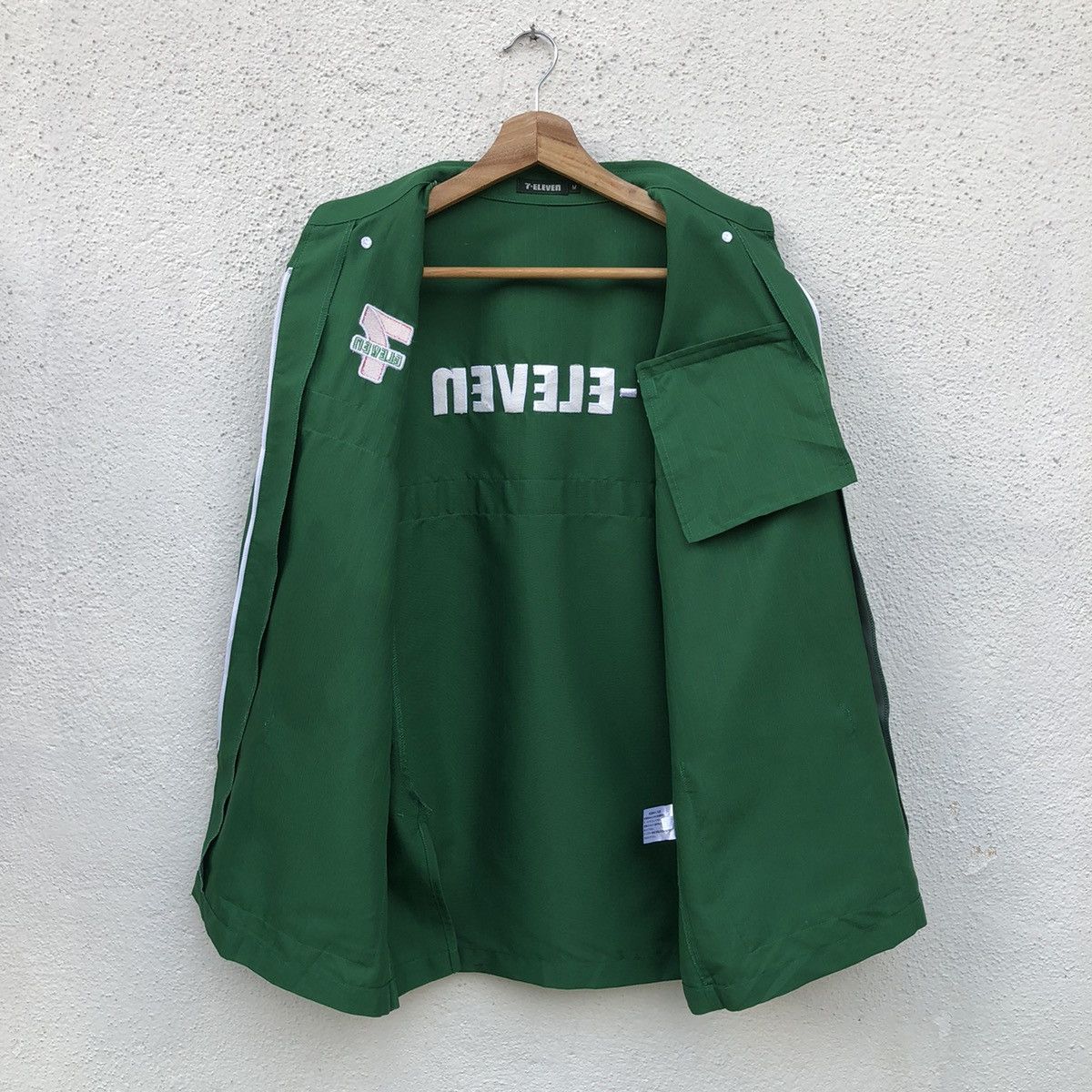 Vintage Vintage Japanese Brand Uniform 7 Eleven Full Zipper Medium Size US M / EU 48-50 / 2 - 5 Thumbnail