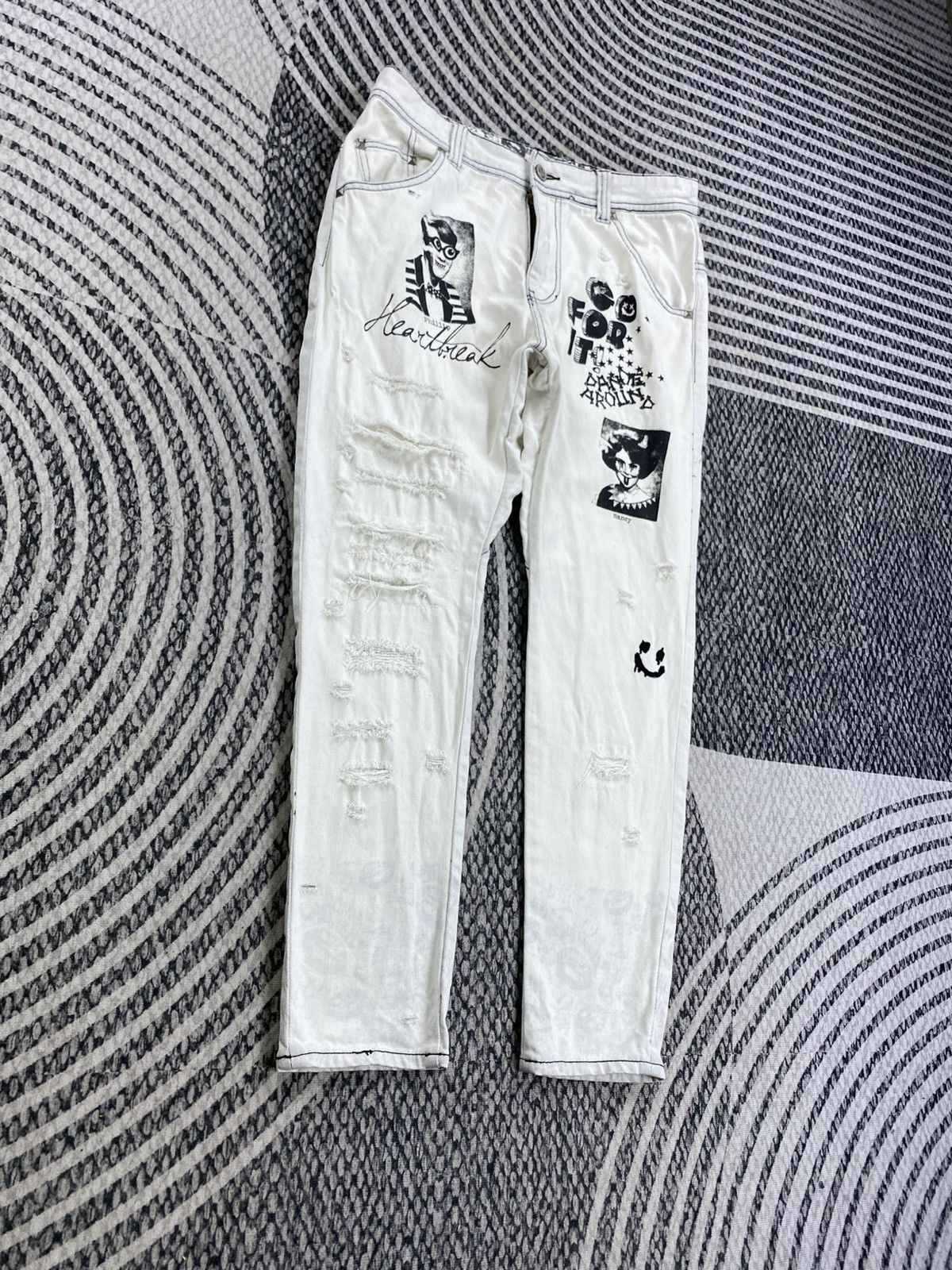 Worldwide Youth Vtg Worldwide Love Distressed Graphic Print Jeans Size US 31 - 3 Thumbnail
