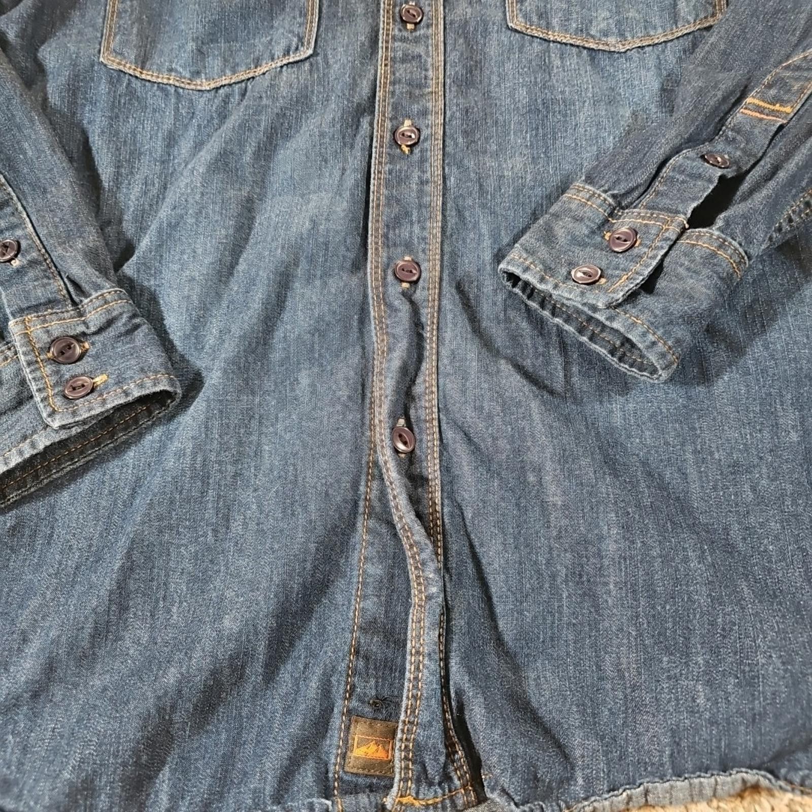 Northwest Territory Northwest Territory M Denim Button Up Shirt Size US M / EU 48-50 / 2 - 2 Thumbnail