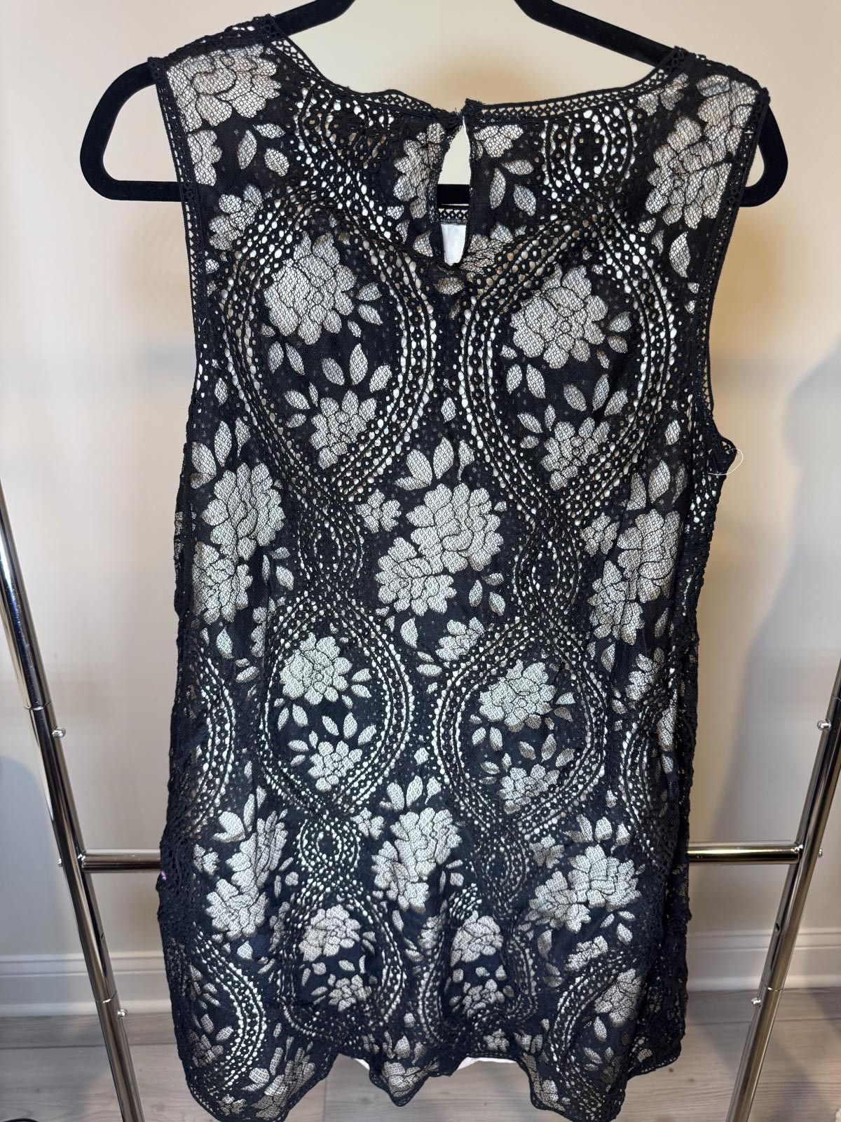 Designer Max Studio Elegant Black Lace Dress Size L / US 10 / IT 46 - 2 Thumbnail
