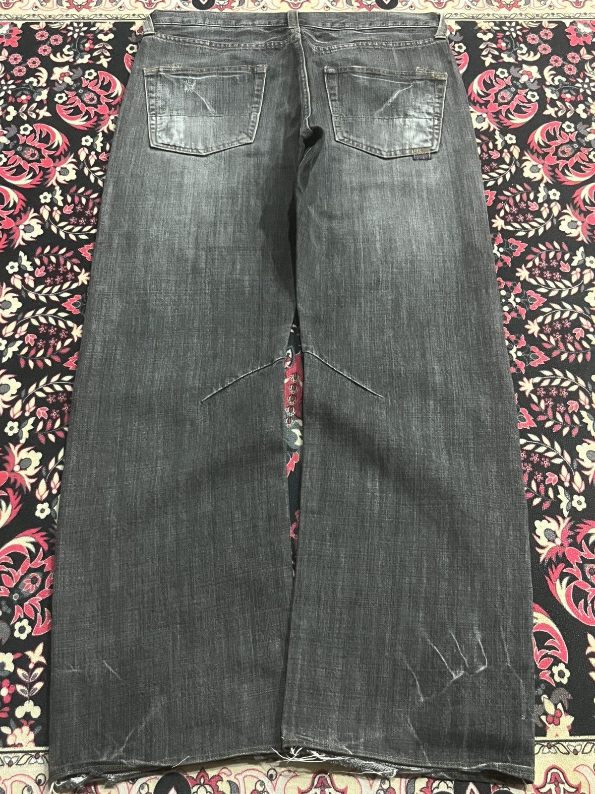 Le Grande Bleu (L.G.B.) Japanese Brand Grunge Style Adjustable Waist Dark Rip Jeans Size US 33 - 2 Thumbnail