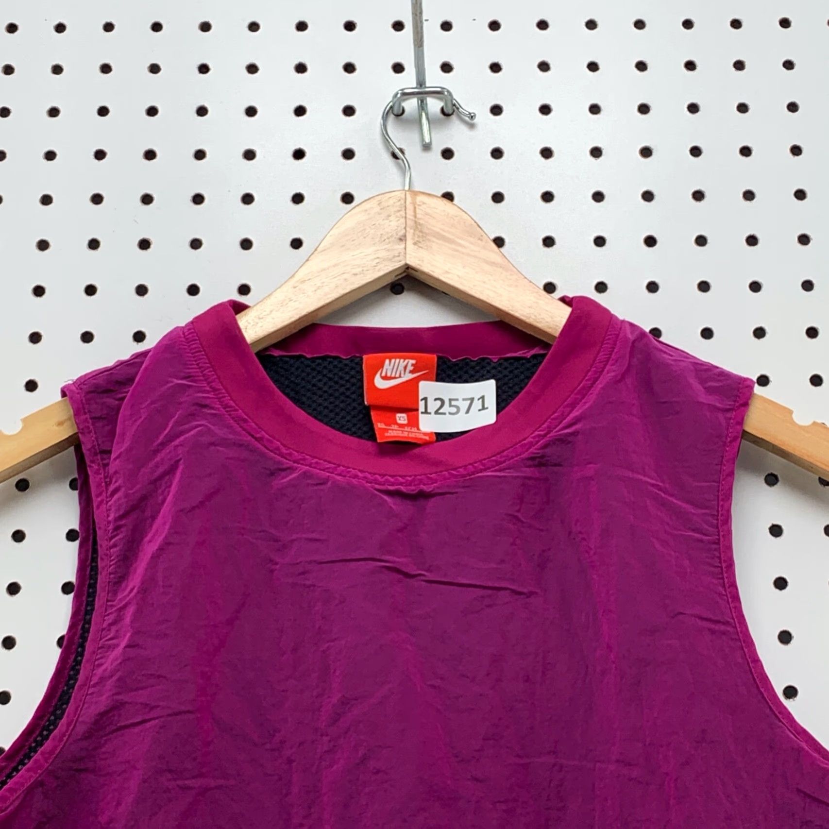 Nike Nike Shirt Adult Womens XS Tank Sleeveless Crew Neck Activewear Pink Maroon 90s? (if not known, skip) Size XS / US 0-2 / IT 36-38 - 6 Thumbnail