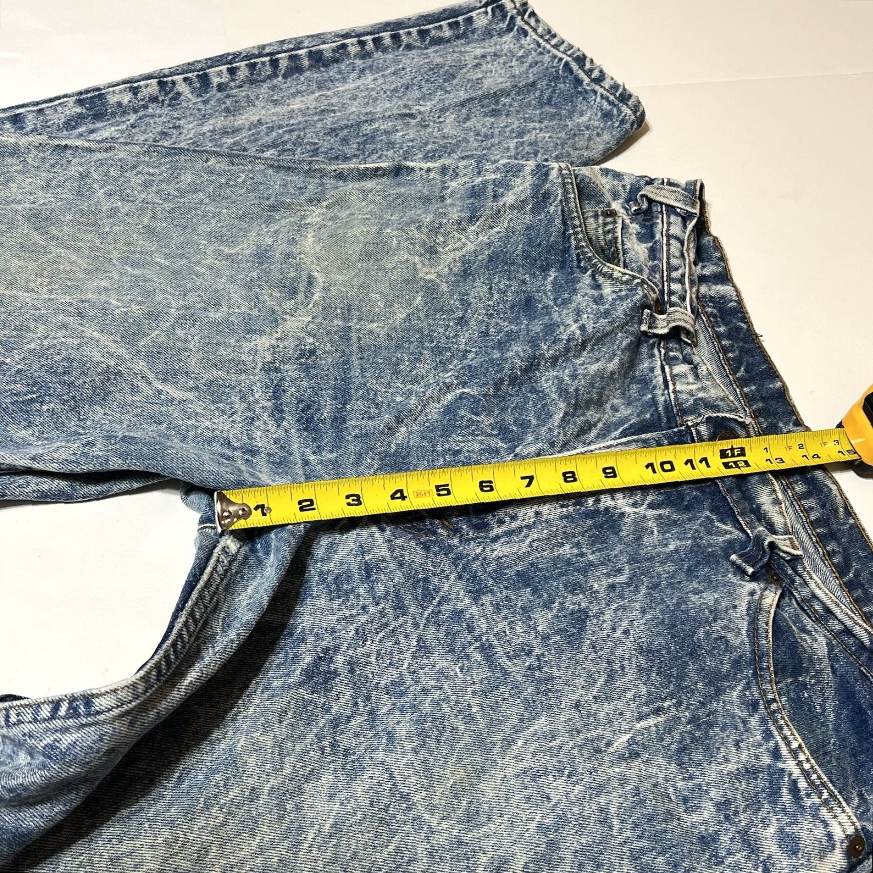 Vintage VINTAGE Levis 550 Jeans Denim 36x32 Regular 32 Inseam Acid Wash Tapered Distressed Orange Tab Missing Rock Mens Size US 36 / EU 52 - 4 Thumbnail