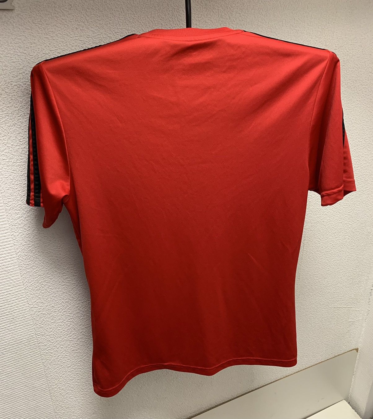 Adidas Milan adidas soccer jersey S sz fly emirates Size US S / EU 44-46 / 1 - 9 Thumbnail