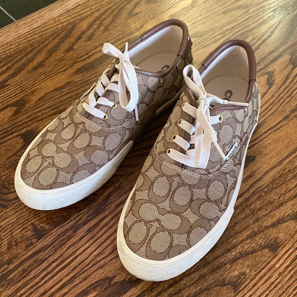 Coach COACH Women’s 9.5 Normal Citysole Skate Sneaker Logo Patter Size US 9.5 / IT 39.5 - 6 Thumbnail