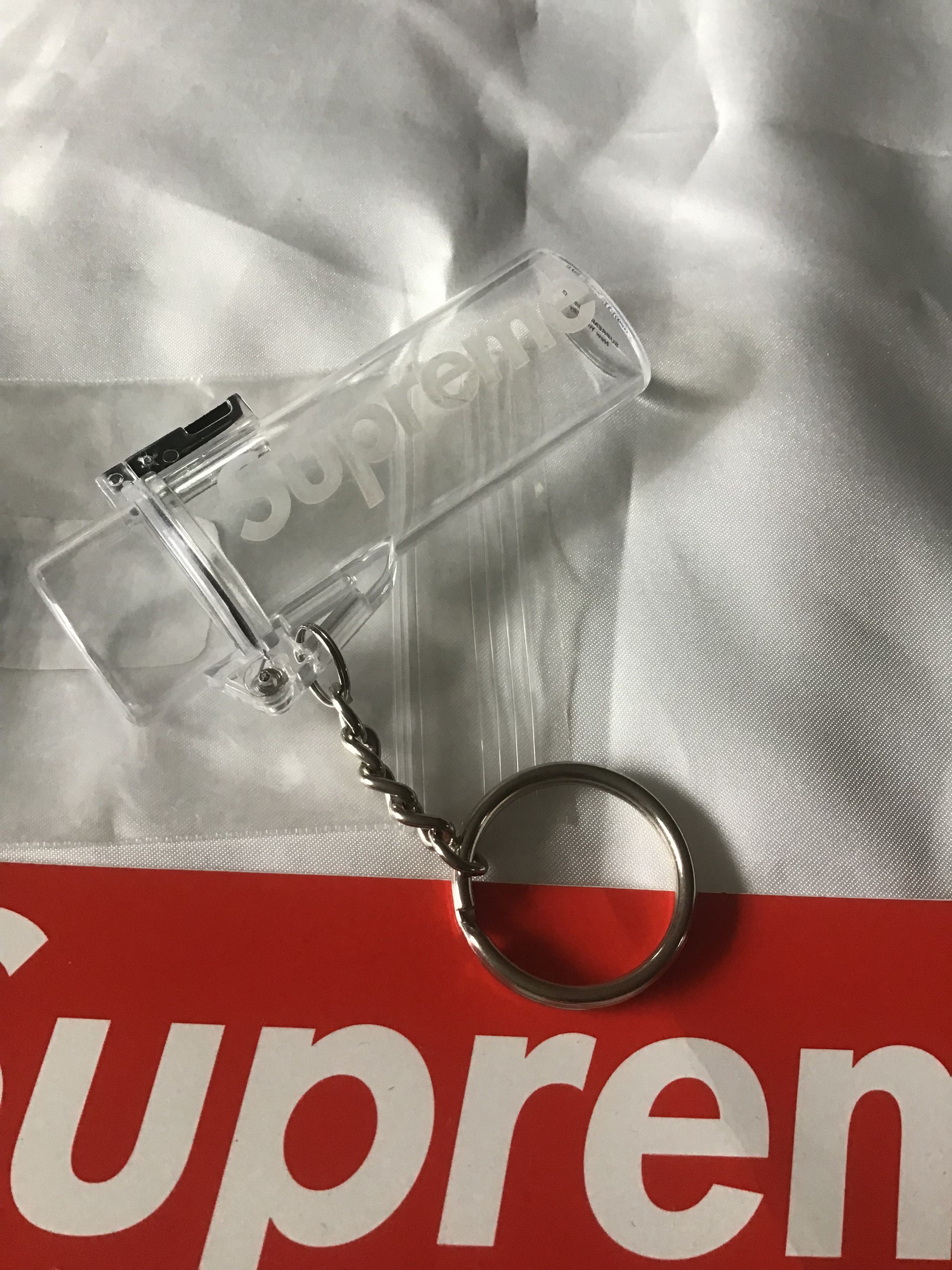 Supreme SUPREME Waterproof Lighter Keychain Size ONE SIZE - 6 Thumbnail