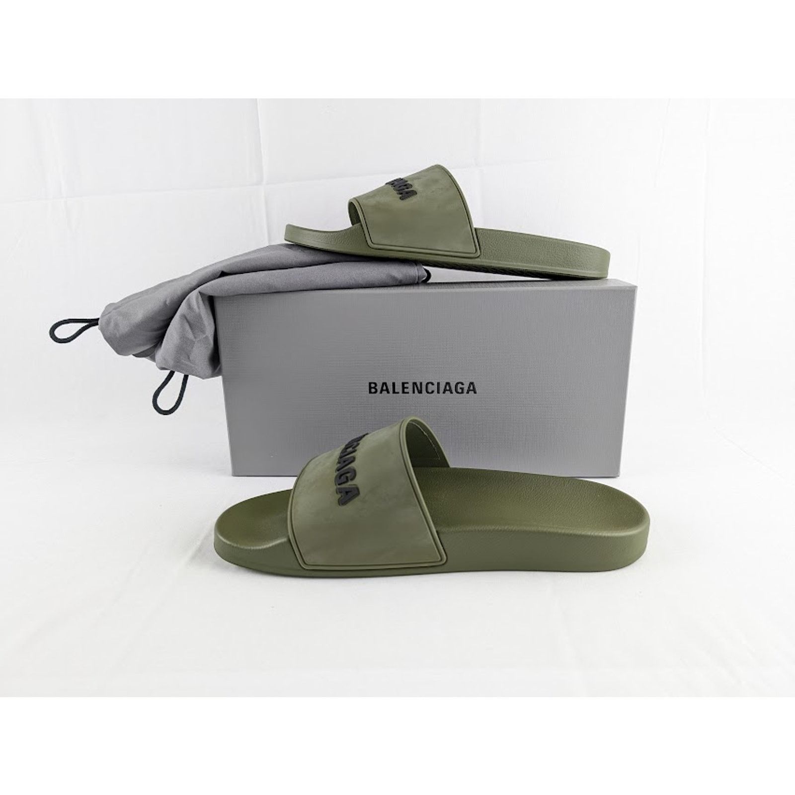 Balenciaga o1rshd1 Smooth Rubber Pool Slide Balenciaga Logo Kaki/Black Size US 12 / EU 45 - 5 Thumbnail