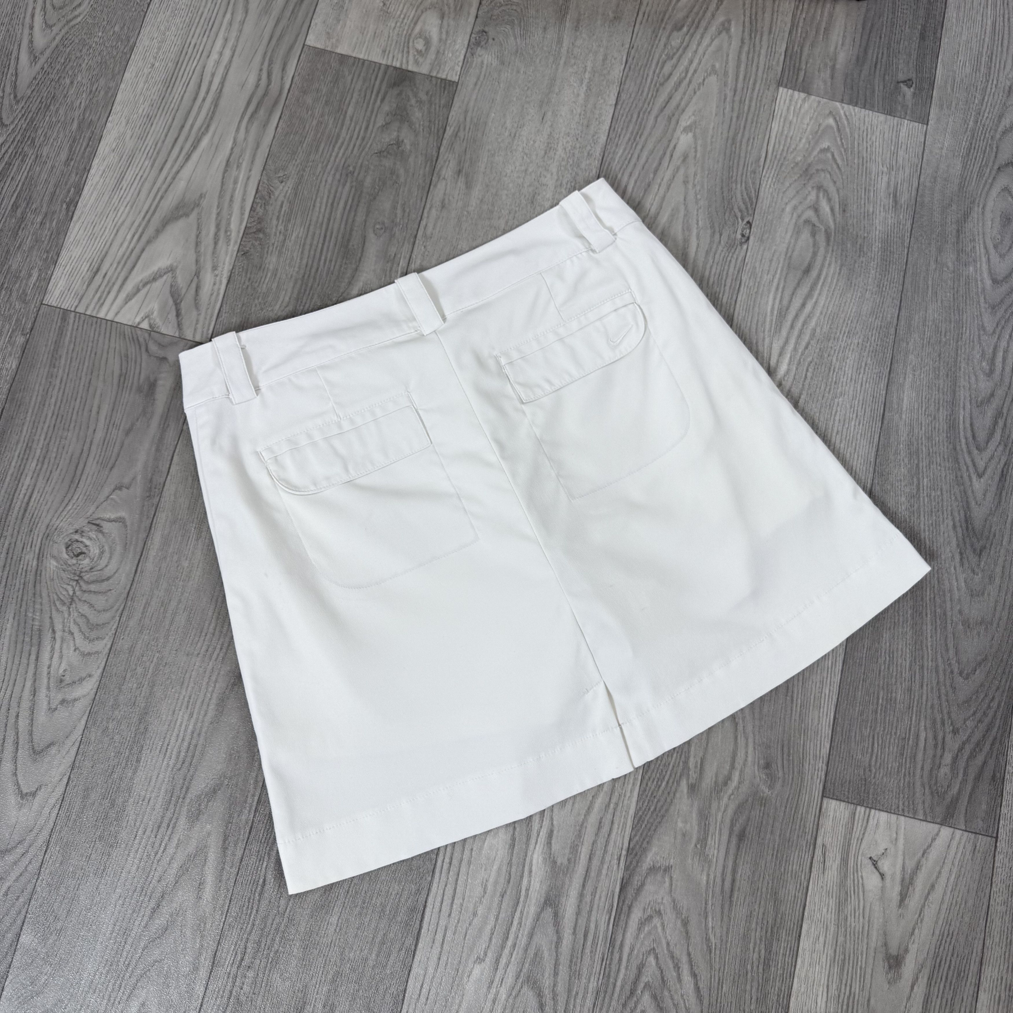 Nike Vintage Nike 90s White Tennis Golf Old Money Midi Skirt Size 28" / US 6 / IT 42 - 8 Thumbnail