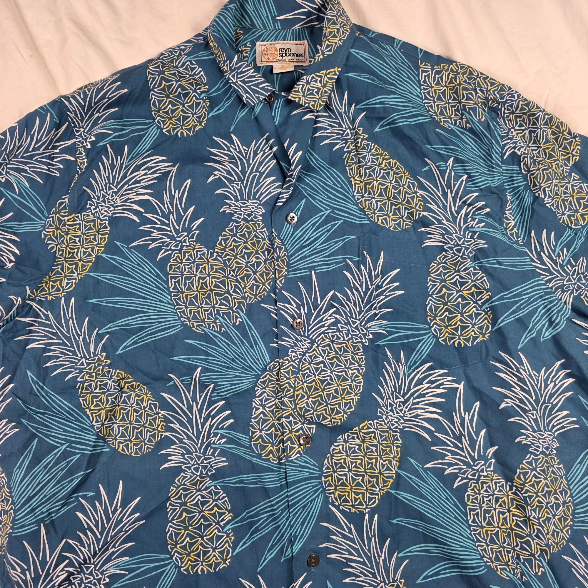 Reyn Spooner Reyn Spooner Hawaiian Gold Camp Mens Size XL Blue Pineapple Size US XL / EU 56 / 4 - 3 Thumbnail