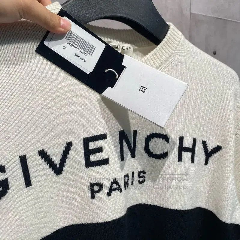 Givenchy Givenchy Wool Blend Long Sleeve Sweater for Women . Size XS / US 0-2 / IT 36-38 - 2 Thumbnail