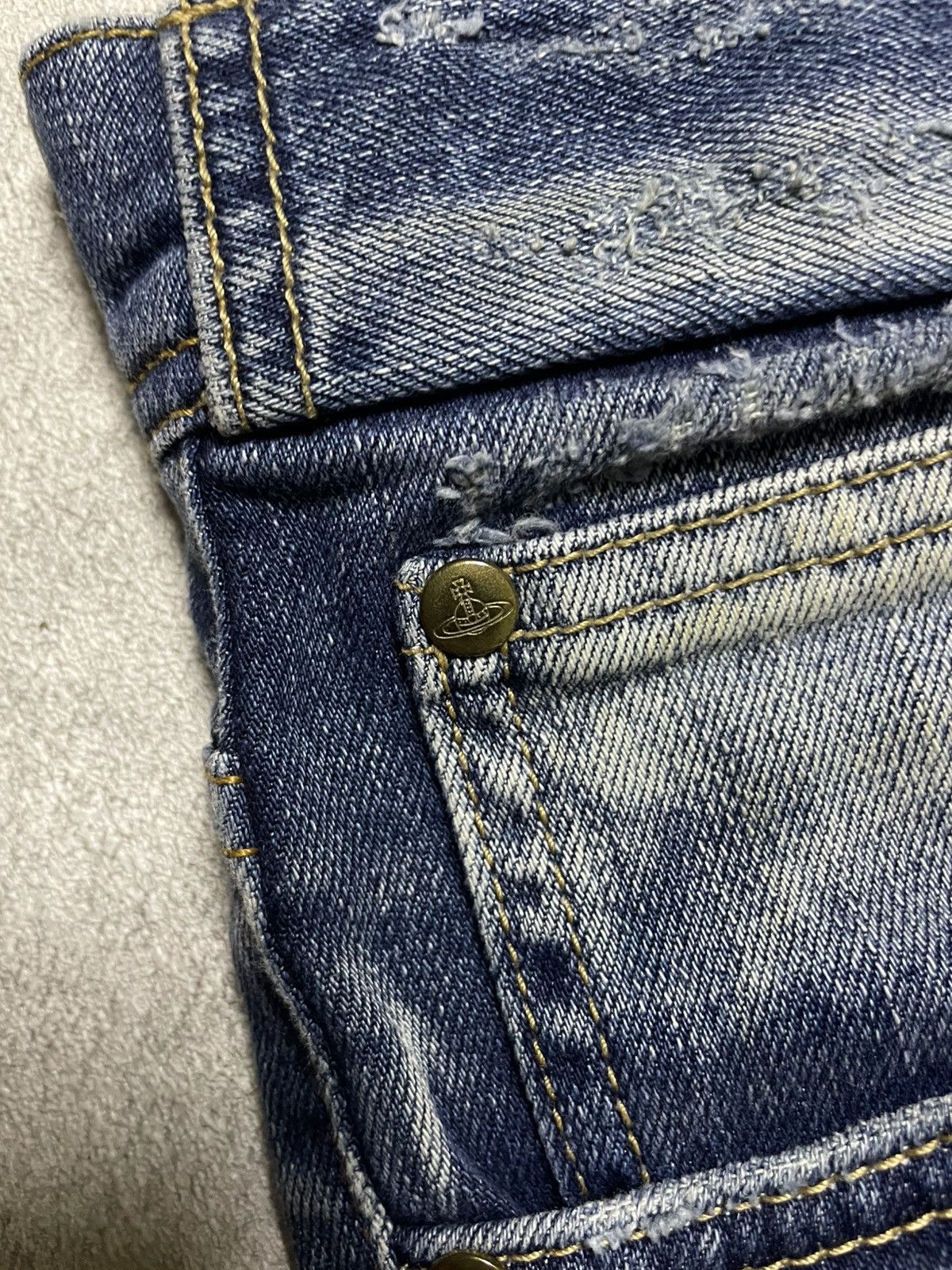Lee × Vivienne Westwood Vivienne x Lee 2005 — twisted punk cutoffs archive heat Size US 29 - 18 Thumbnail