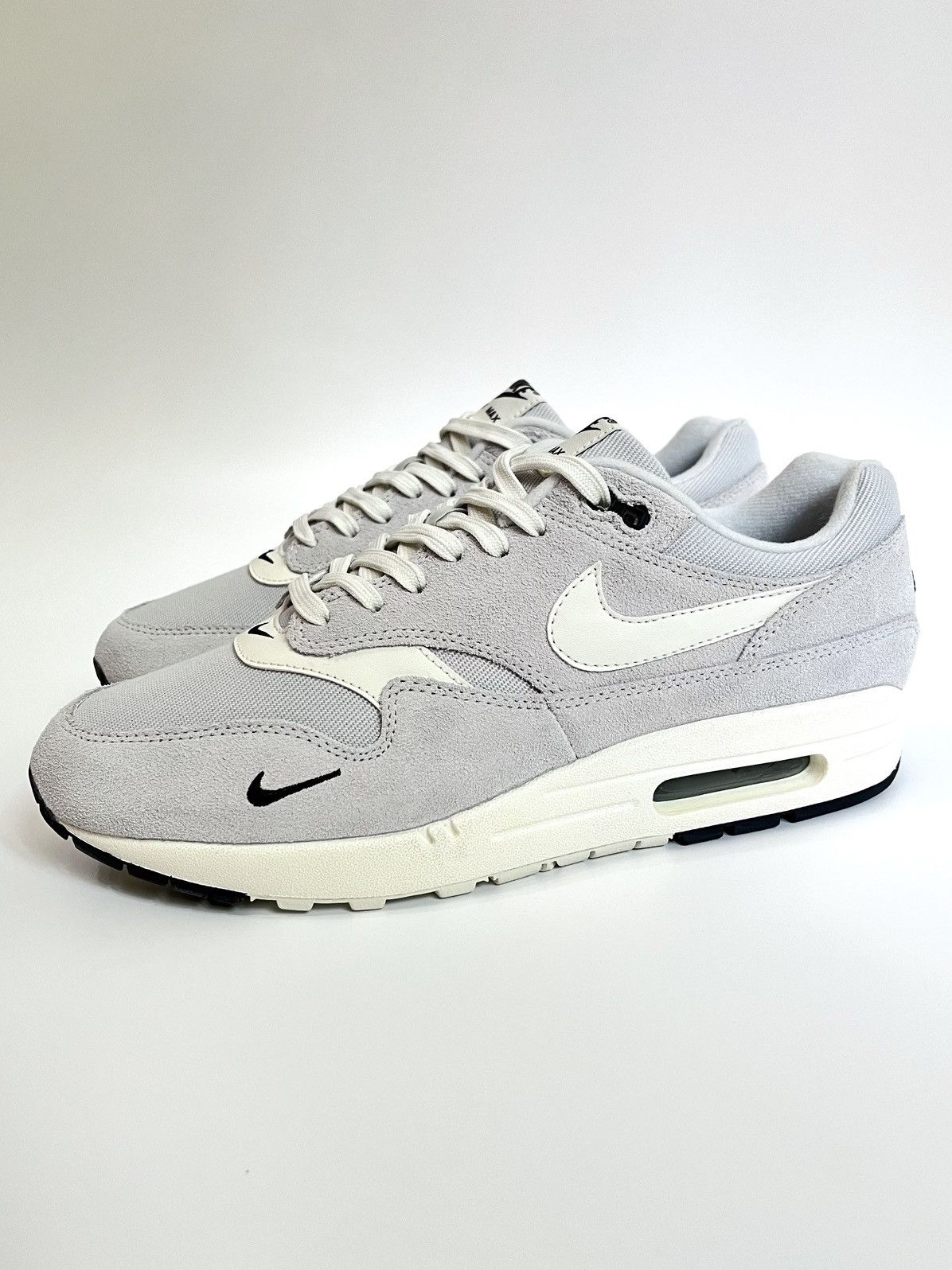 Nike Nike Air Max 1 87 Mini Swoosh “Pure Platinum” Size US 10 / EU 43 - 10 Thumbnail