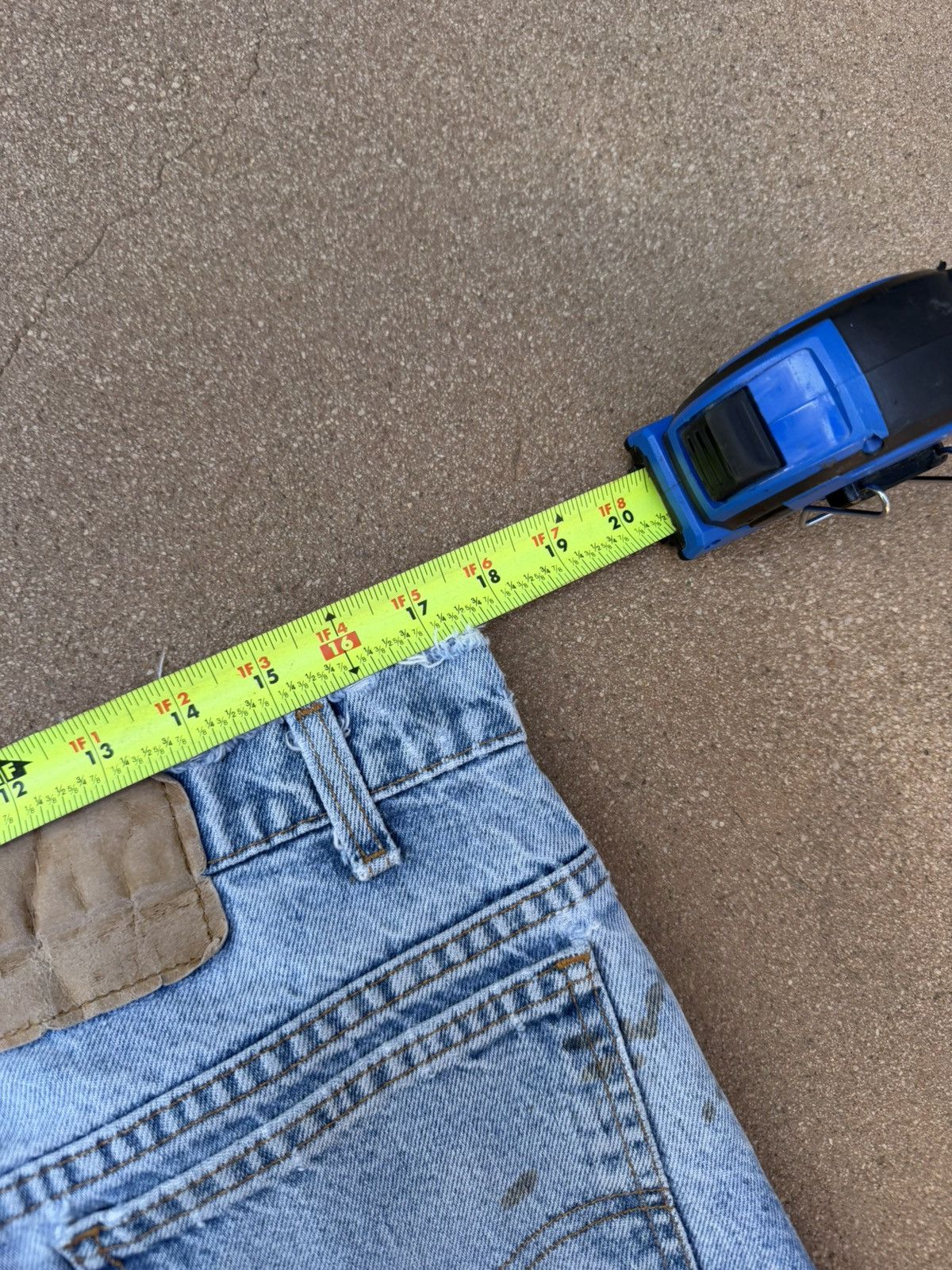 Levi's Vintage 90’s Levi’s 517 Red Tab Bootcut Flare Jeans 35x29 Size US 35 - 10 Thumbnail