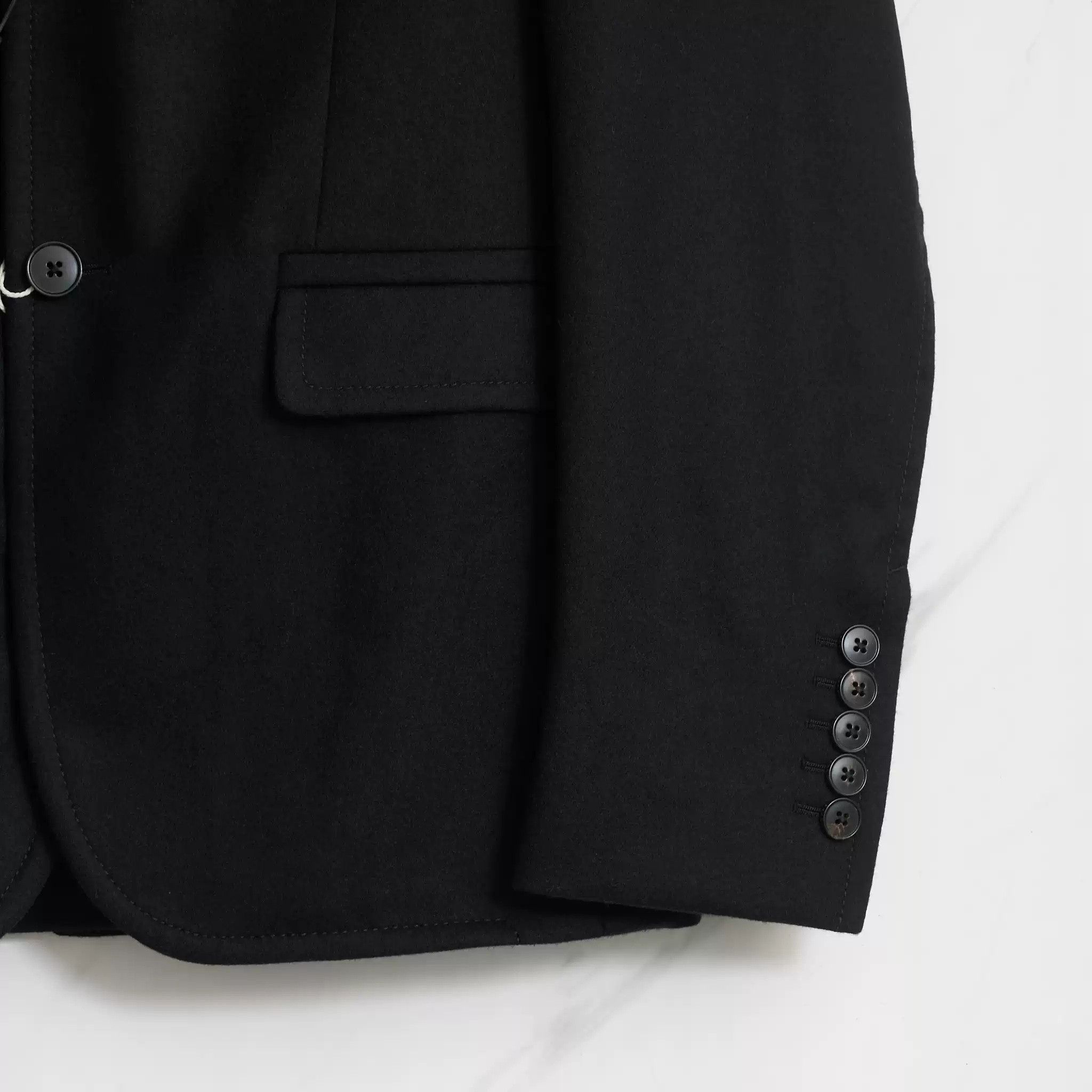Gucci Gucci Men's Wool Blend Suit Size US M / EU 48-50 / 2 - 3 Thumbnail