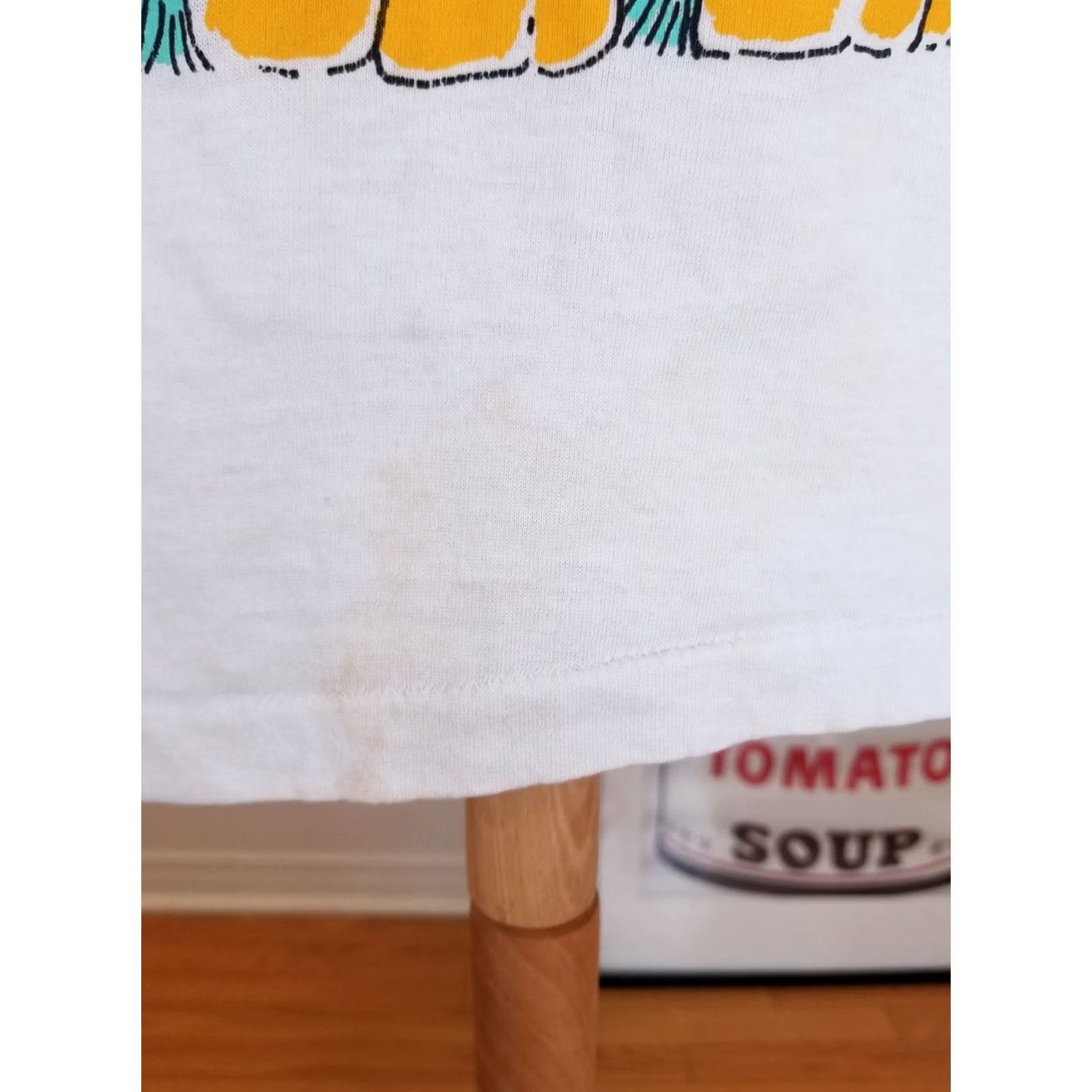 Vintage VINTAGE T-SHIRT 88' THREE PENGUINS WINTER SINGLE STITCH WORN YHIN SZ MEDIUM Mens White Cotton T-Shirt Size US M / EU 48-50 / 2 - 4 Thumbnail