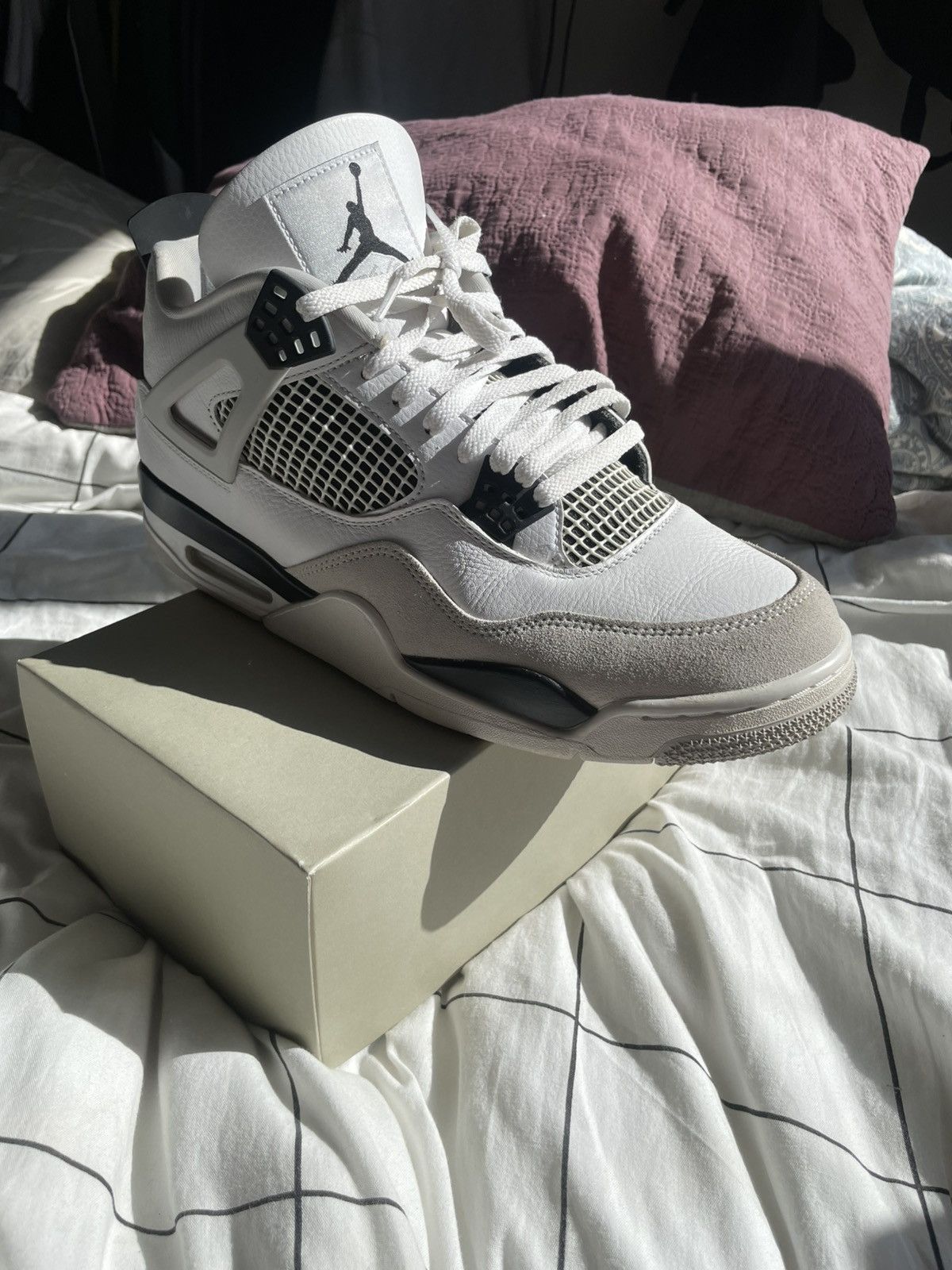 Jordan Brand Jordan 4 Black military Size US 12 / EU 45 - 17 Thumbnail