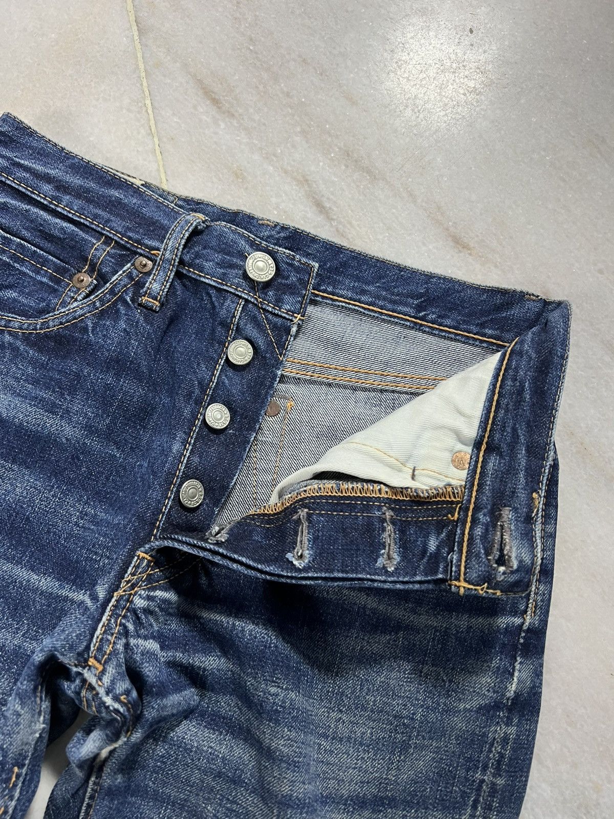 If Six Was Nine × Japanese Brand × Le Grande Bleu (L.G.B.) VINTAGE 90’S CANTON SELVEDGE DISTRESSED JEANS Size US 26 / EU 42 - 3 Thumbnail