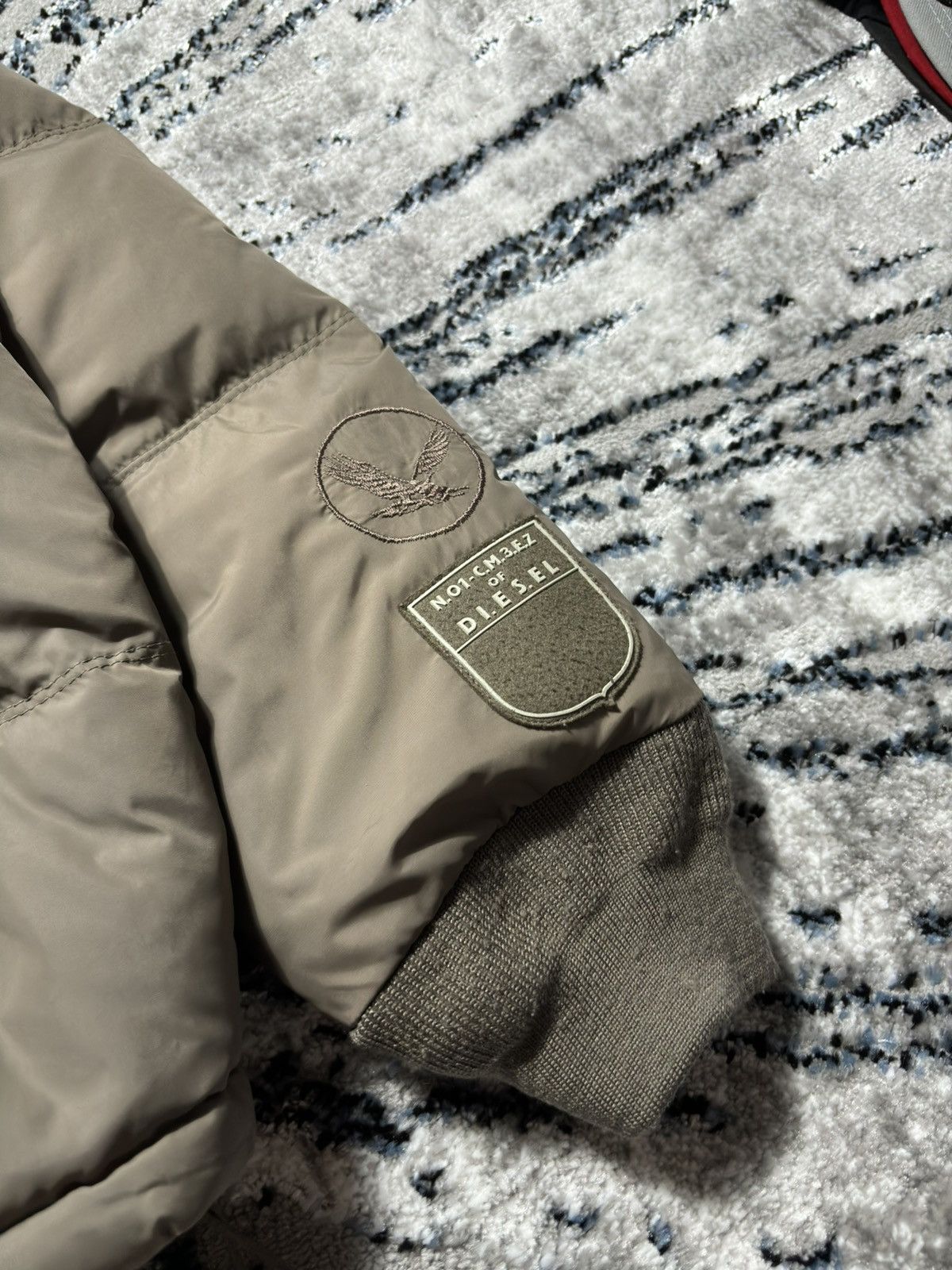 Diesel × Vintage Vintage Diesel puffer bomber jacket down vintage quality y2k Size US L / EU 52-54 / 3 - 2 Thumbnail