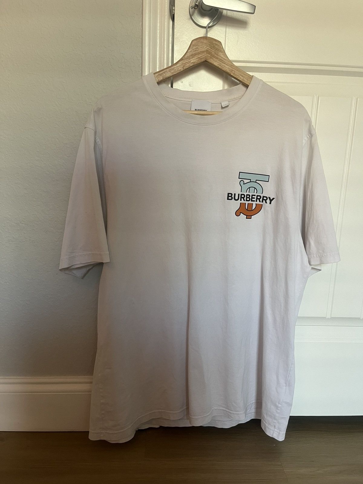 Burberry Burberry t shirt Size US XS / EU 42 / 0 - 3 Thumbnail