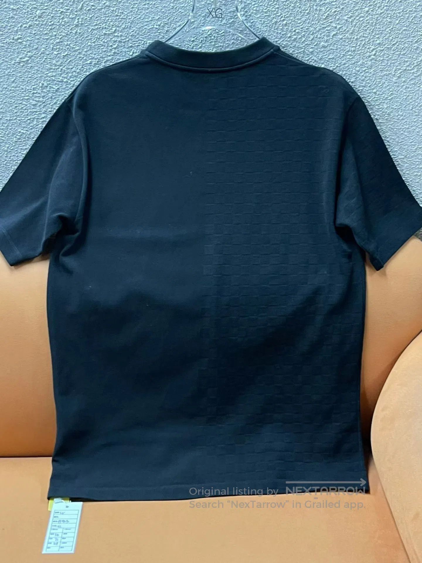 Louis Vuitton Louis Vuitton Men's Solid Short. Size US XL / EU 56 / 4 - 2 Thumbnail