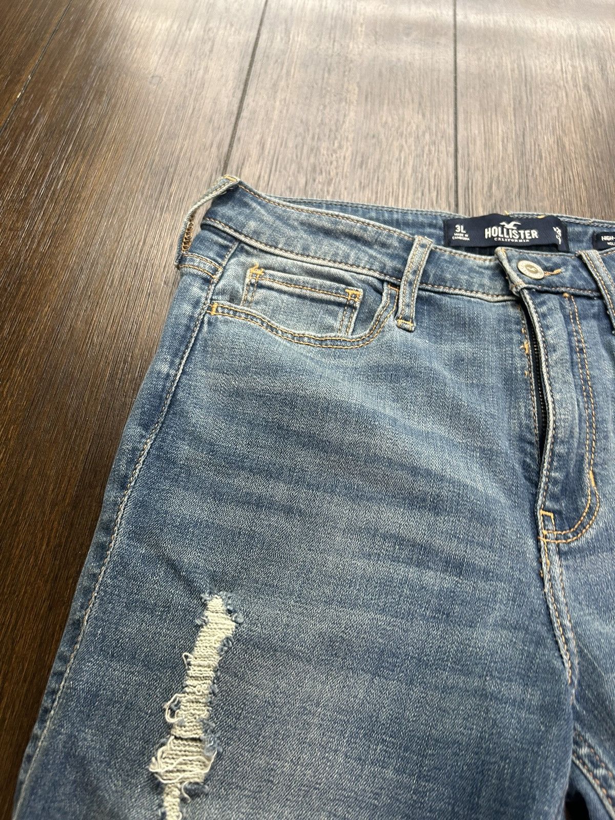 Hollister Hollister Jeans 3L Distressed High-Rise slim straight jeans Size 26" / US 2 / IT 38 - 5 Thumbnail