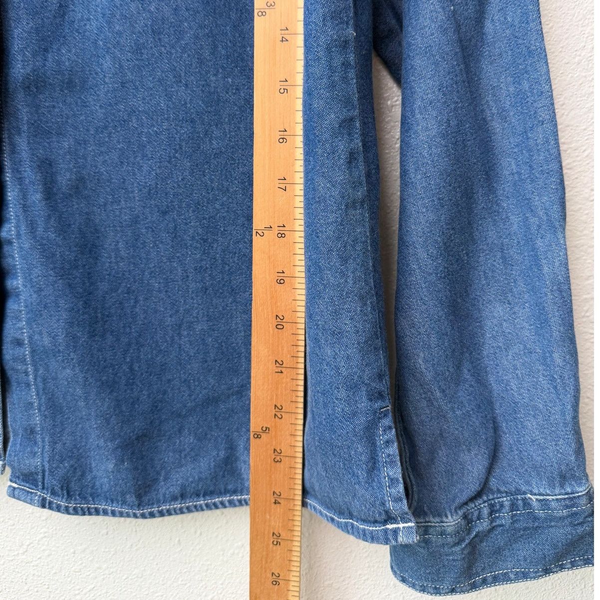 Cabin Creek Cabin Creek Vintage Denim Embroidered Teddy Bear Shirt PL Size L / US 10 / IT 46 - 12 Thumbnail