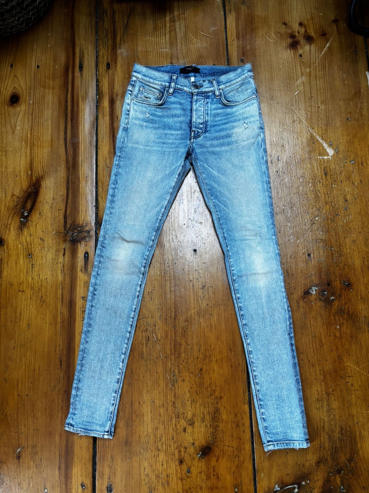 Amiri Amiri stack light wash indigo mx1 denim jeans Size US 29 - 1 Thumbnail
