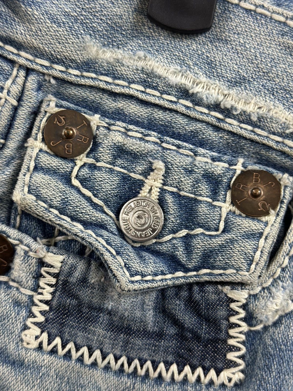 True Religion Rare And Beautiful True Religion Patch Work Flared Jeans Size 26" / US 2 / IT 38 - 10 Thumbnail