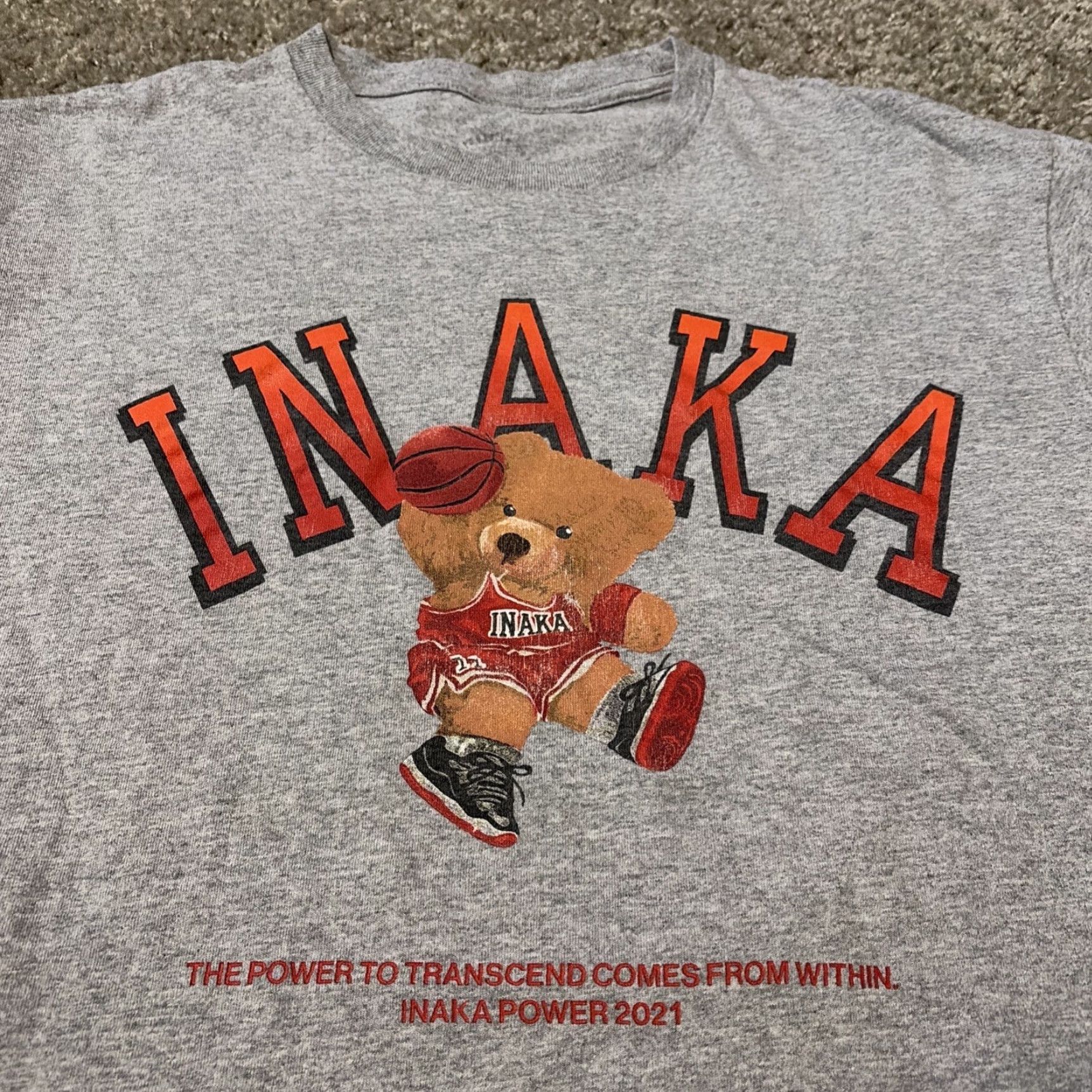 Vintage Inaka Power Basketball Bear Graphic Grey T-Shirt Medium Men Regular Gray Size US M / EU 48-50 / 2 - 3 Thumbnail