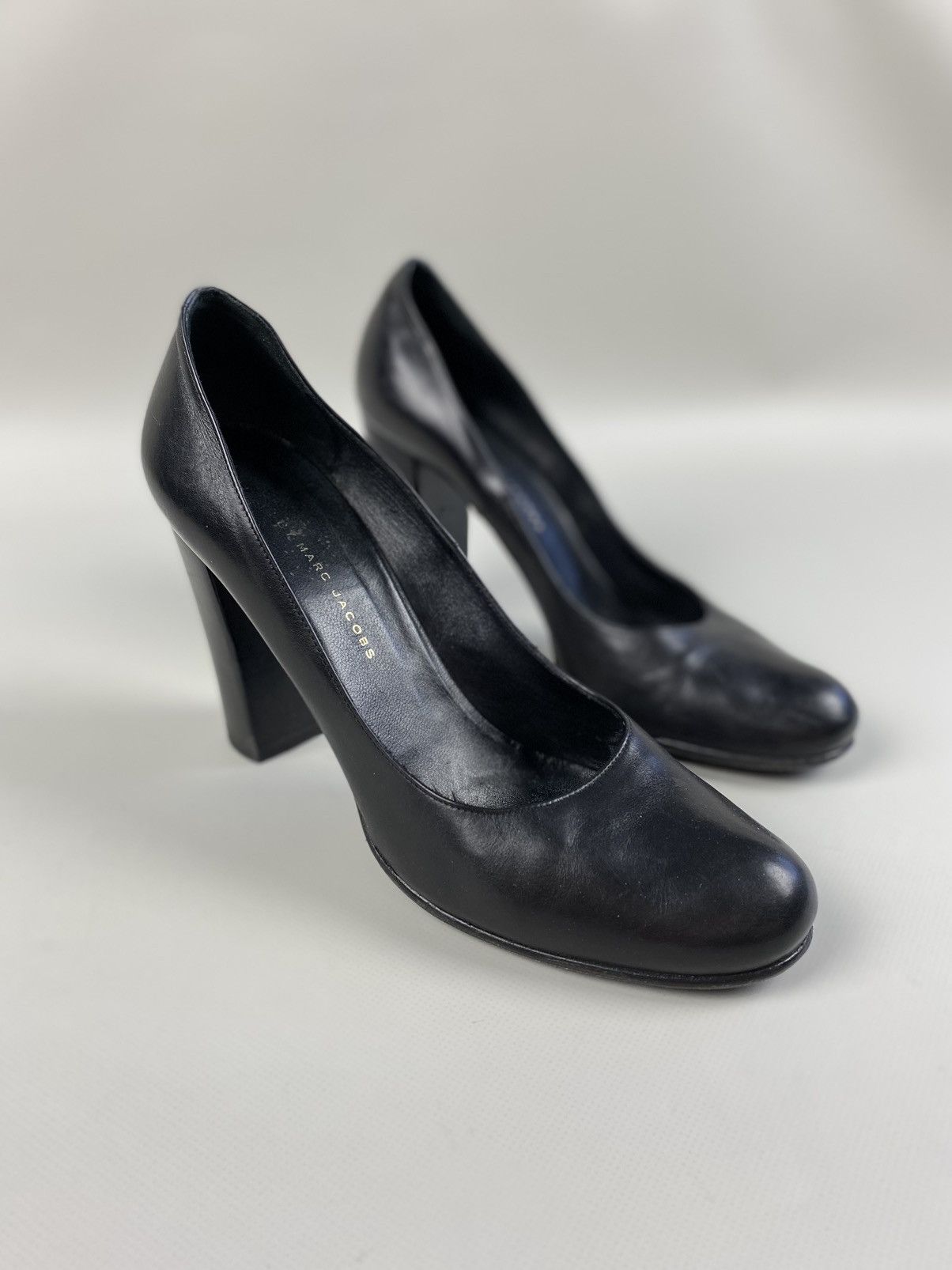 Marc Jacobs Marc by Marc Jacobs ladies leather heels shoes size 39 1/2 Size US 9.5 / IT 39.5 - 2 Thumbnail