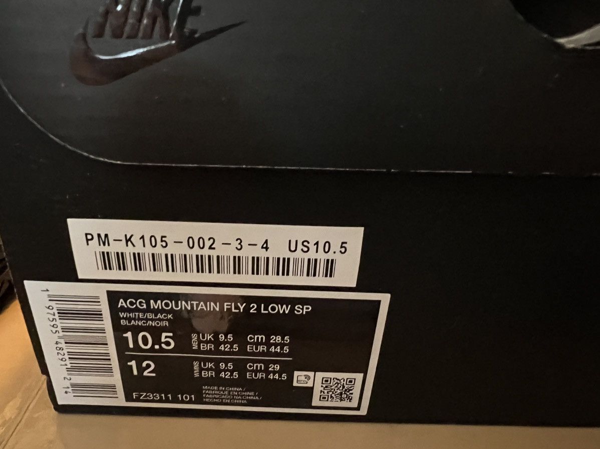 Comme des Garcons × Nike ACG Nike ACG x Comme des Garcons Mountain Fly2 10.5 Size US 10.5 / EU 43-44 - 12 Thumbnail