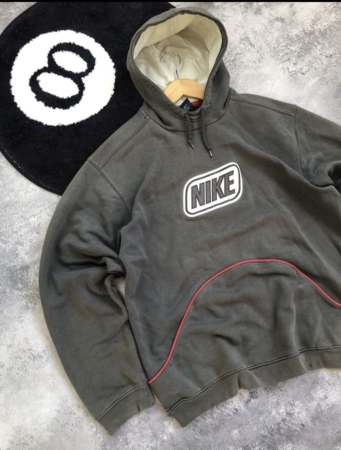Nike NIKE Vintage Big Logo Hoodie Streetwear Hype Rare Casual Size US L / EU 52-54 / 3 - 3 Thumbnail