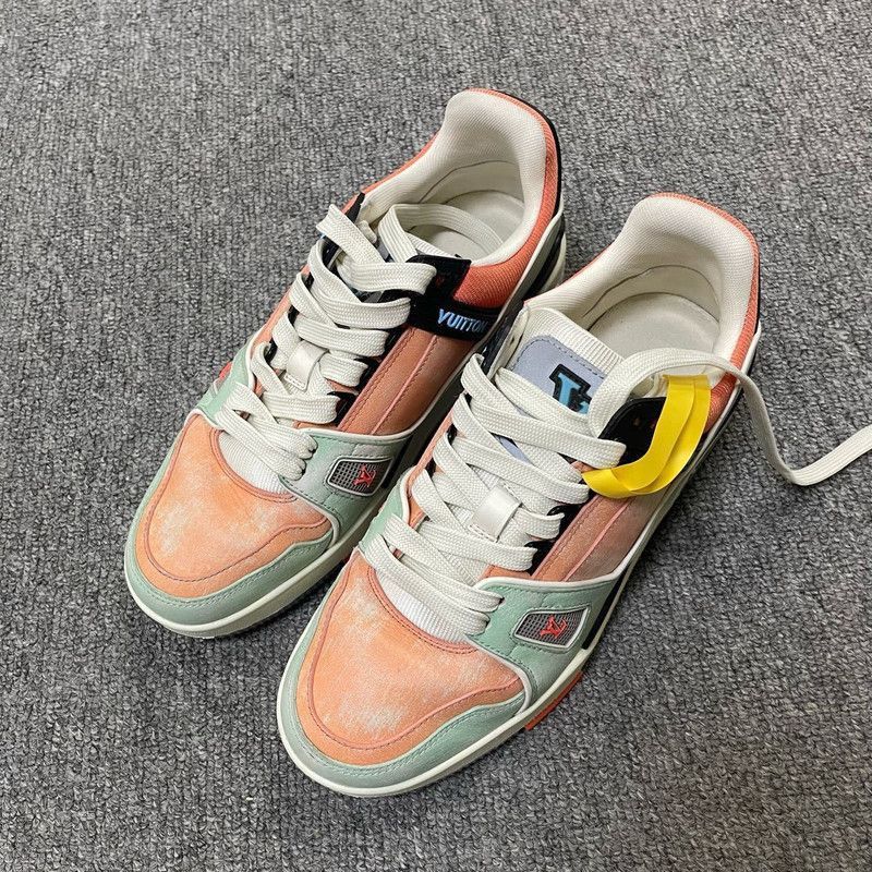 Louis Vuitton Louis Vuitton Color-Blocked Low-Top Trainer Shoes Size US 6 / IT 36 - 1 Thumbnail