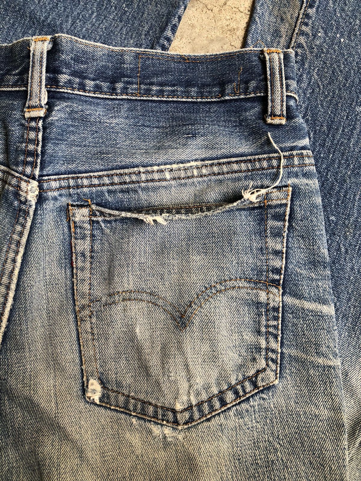 Levi's × Vintage Vintage Levi’s 70s 517 Button No 6 Size US 29 - 3 Thumbnail