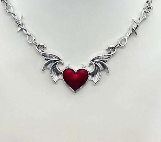 Vintage Vintage Devil Heart Necklace Size ONE SIZE - 3 Thumbnail