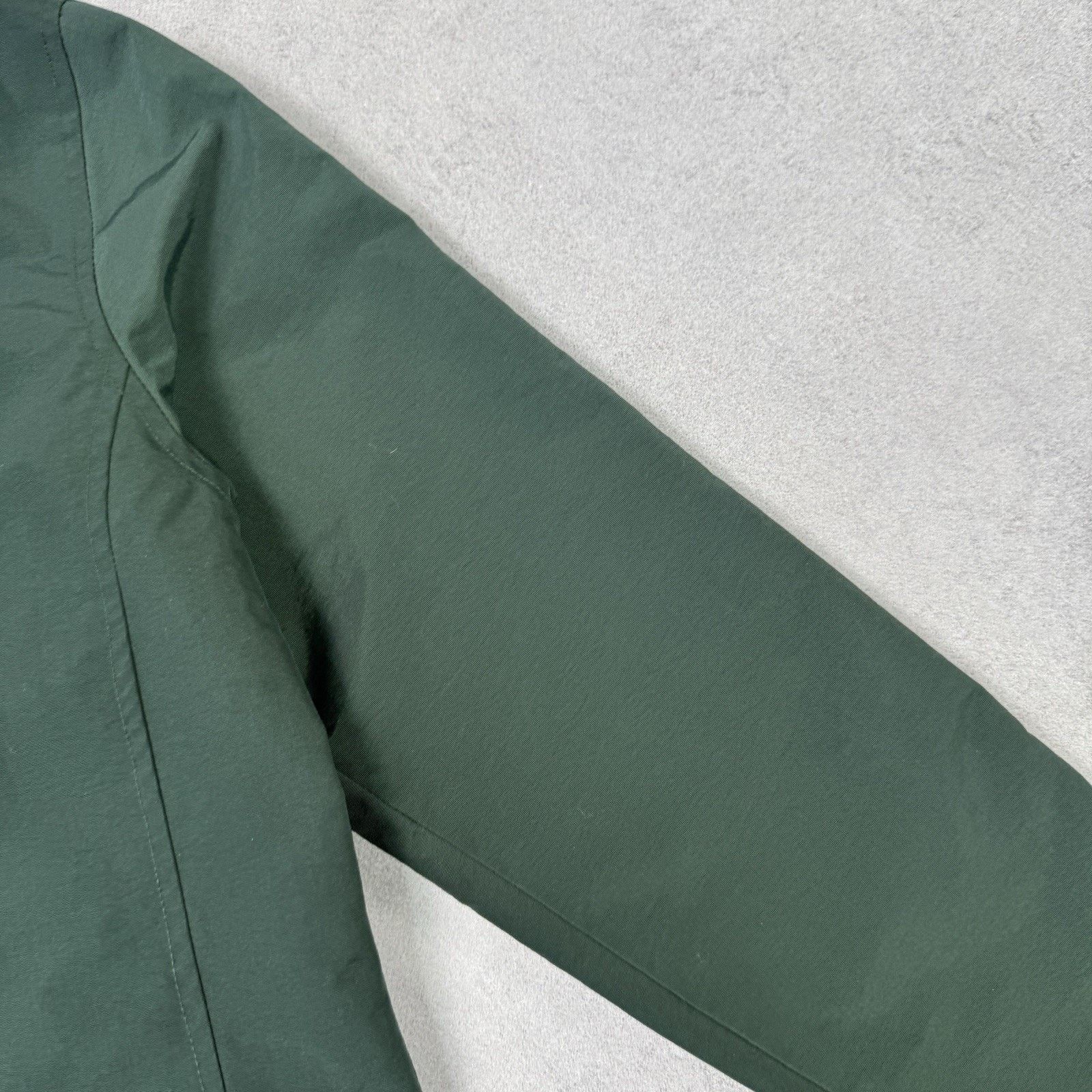 Vintage Vintage Jaguar Racing Jacket Green Wimen Size S Y2K Size US S / EU 44-46 / 1 - 13 Thumbnail