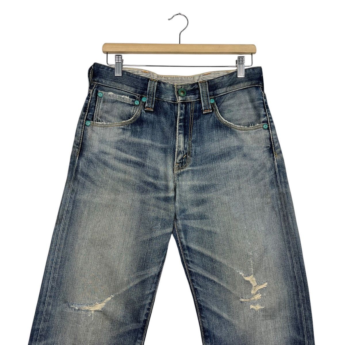 Levi's Vintage Levis Buckle Belt Distressed Denim Jeans Size US 30 / EU 46 - 3 Thumbnail
