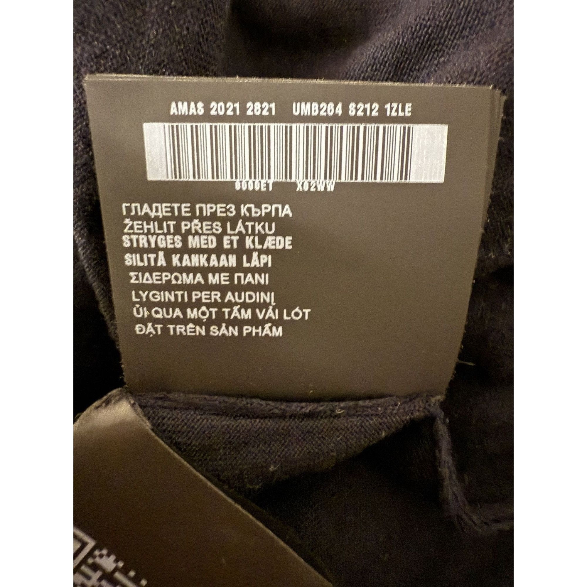 Prada Prada Mens Black Virgin Wool Crewneck Sweater Size 48 Size US M / EU 48-50 / 2 - 8 Thumbnail