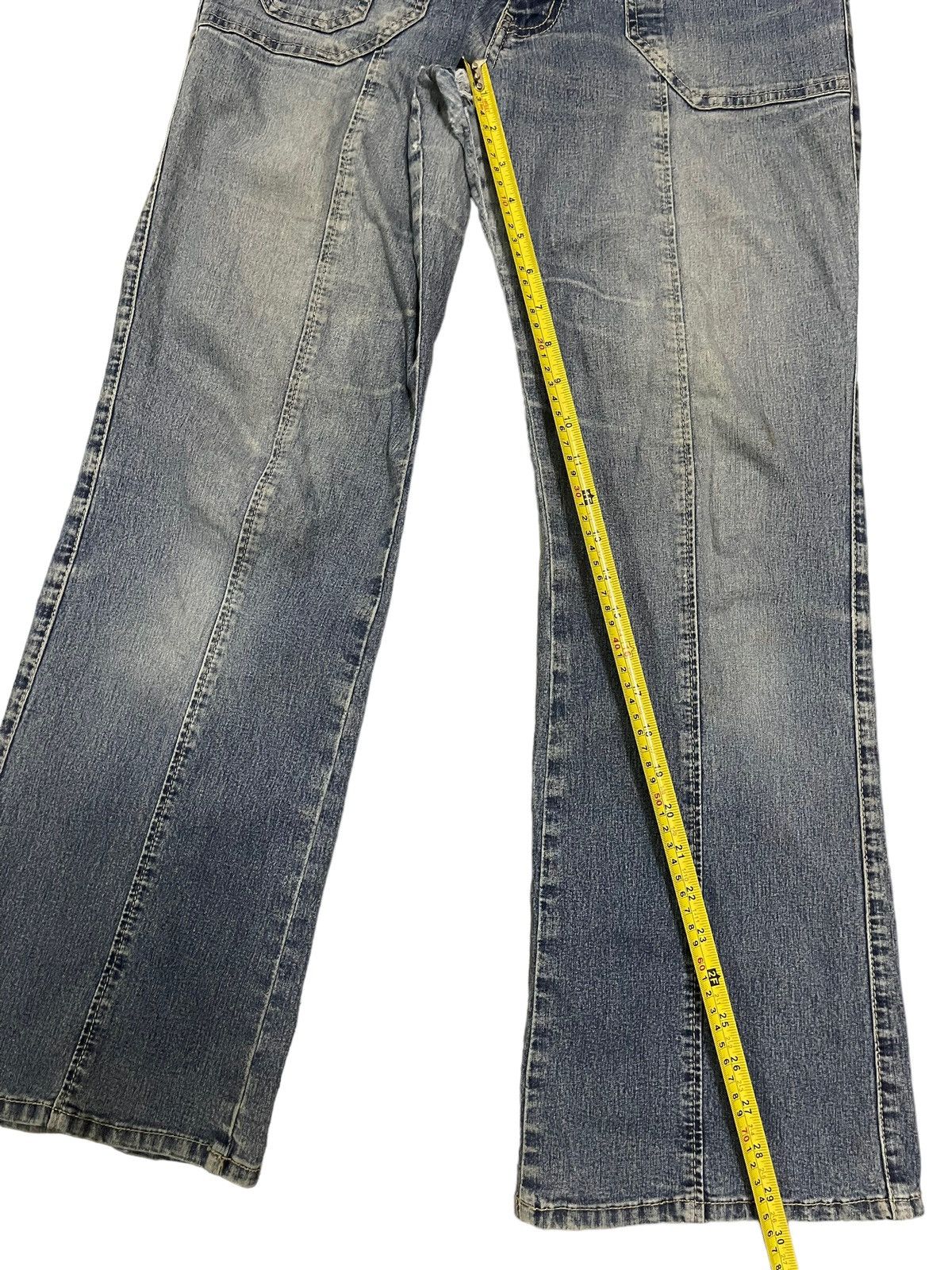 Japanese Brand Vintage Japanese Brand Blue Wash Style Flare Jeans Size US 32 / EU 48 - 12 Thumbnail